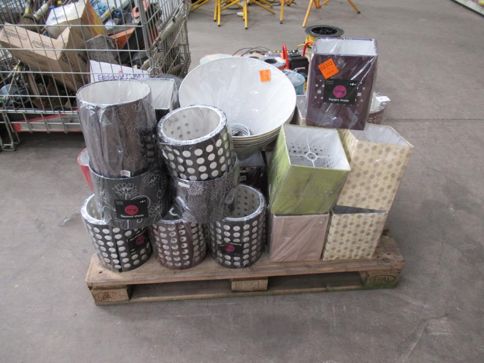 Pallet of approx 35x Lamp Shades - Image 2 of 8
