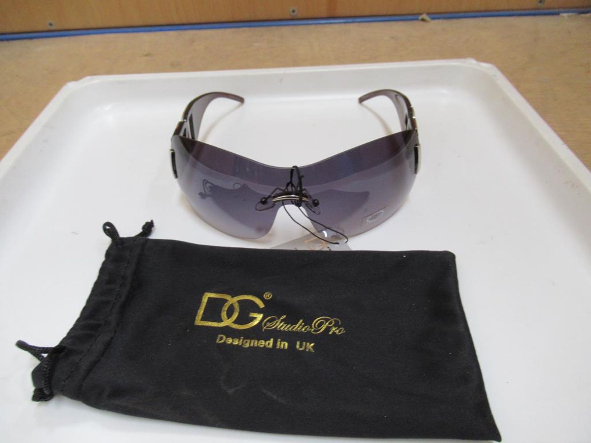 Approx 300 x DG Studio Pro MJ19 Designer Sunglasses - Image 2 of 4