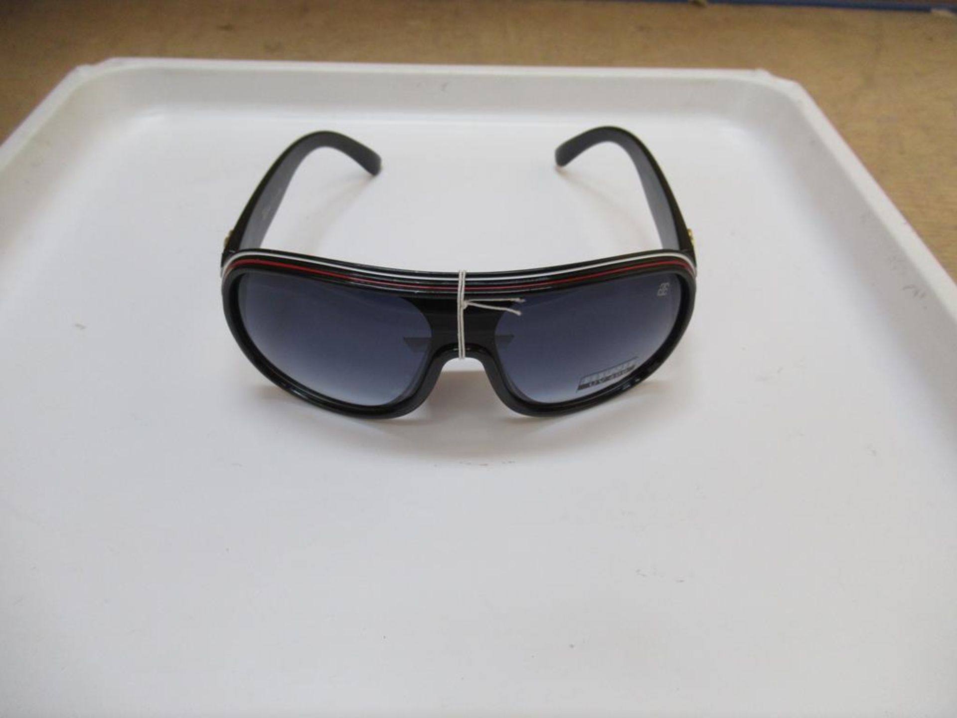 Approx 300 x Gucineri MJ018 Designer Sunglasses - Image 3 of 3