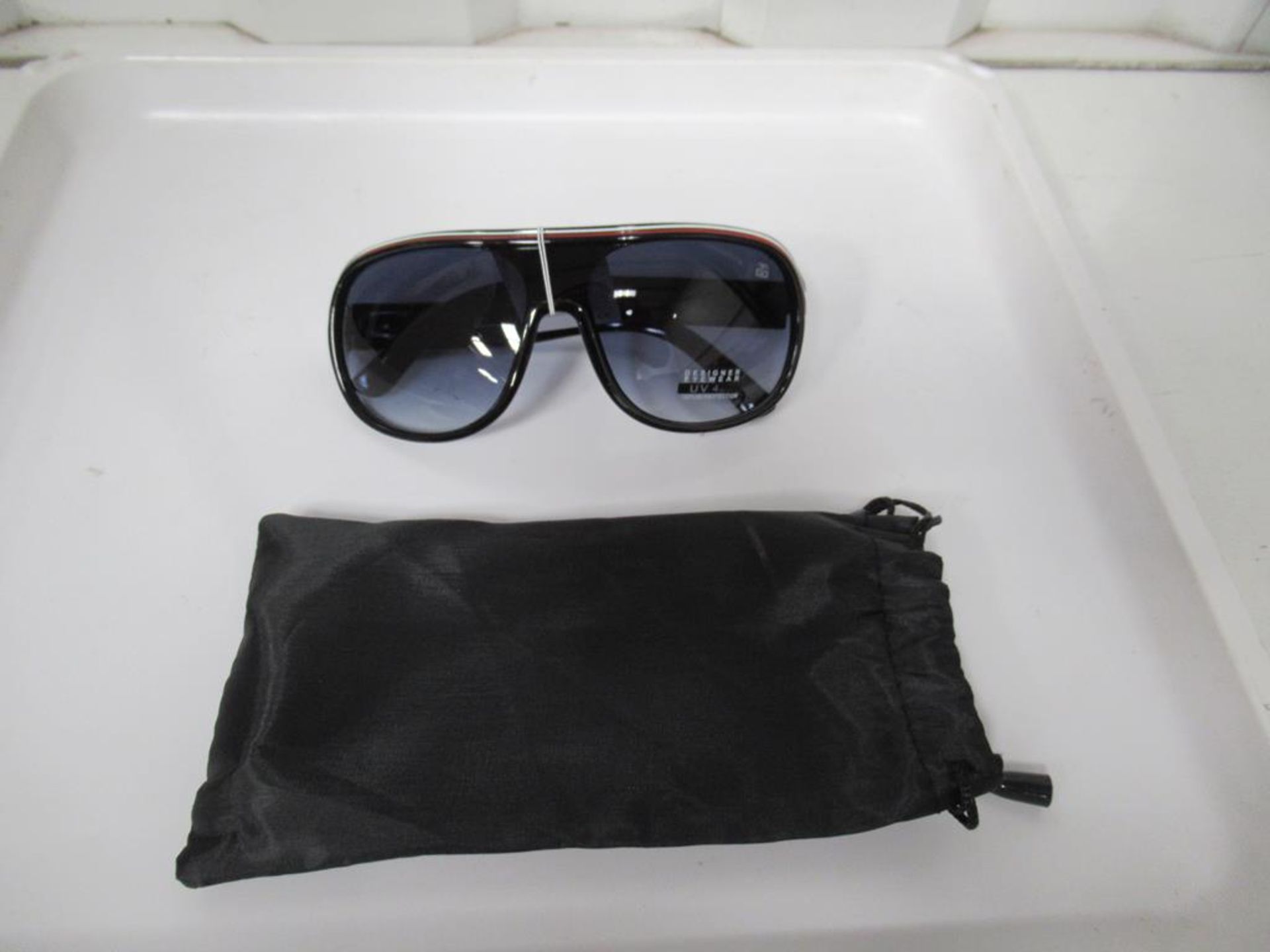 14 Pairs Gucineri MJ018 Ladies Sunglasses in Pouch