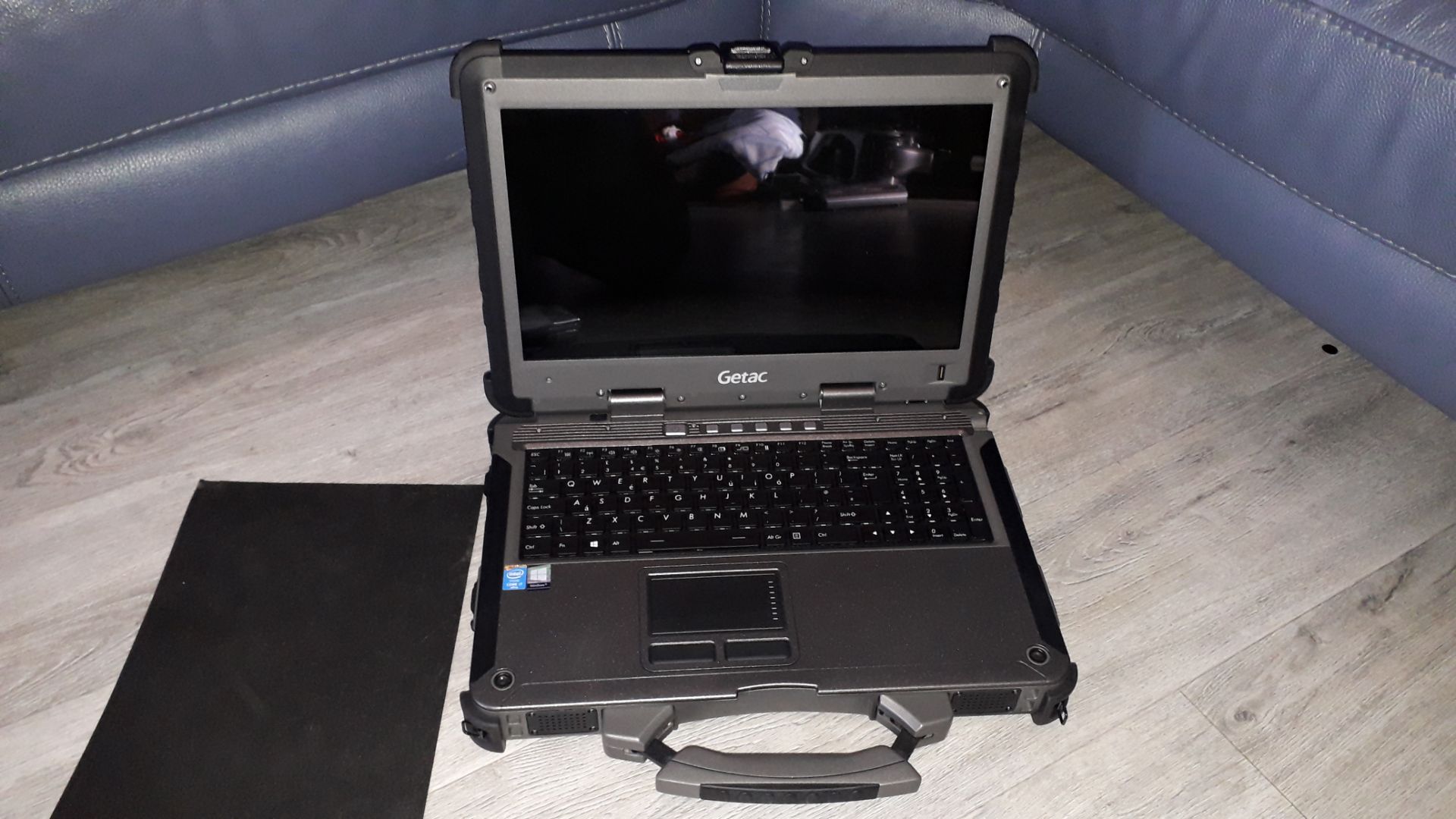 Getac X500 G2 Core i7 8GB, 256GB HDD Ultra Rugged - Image 3 of 9