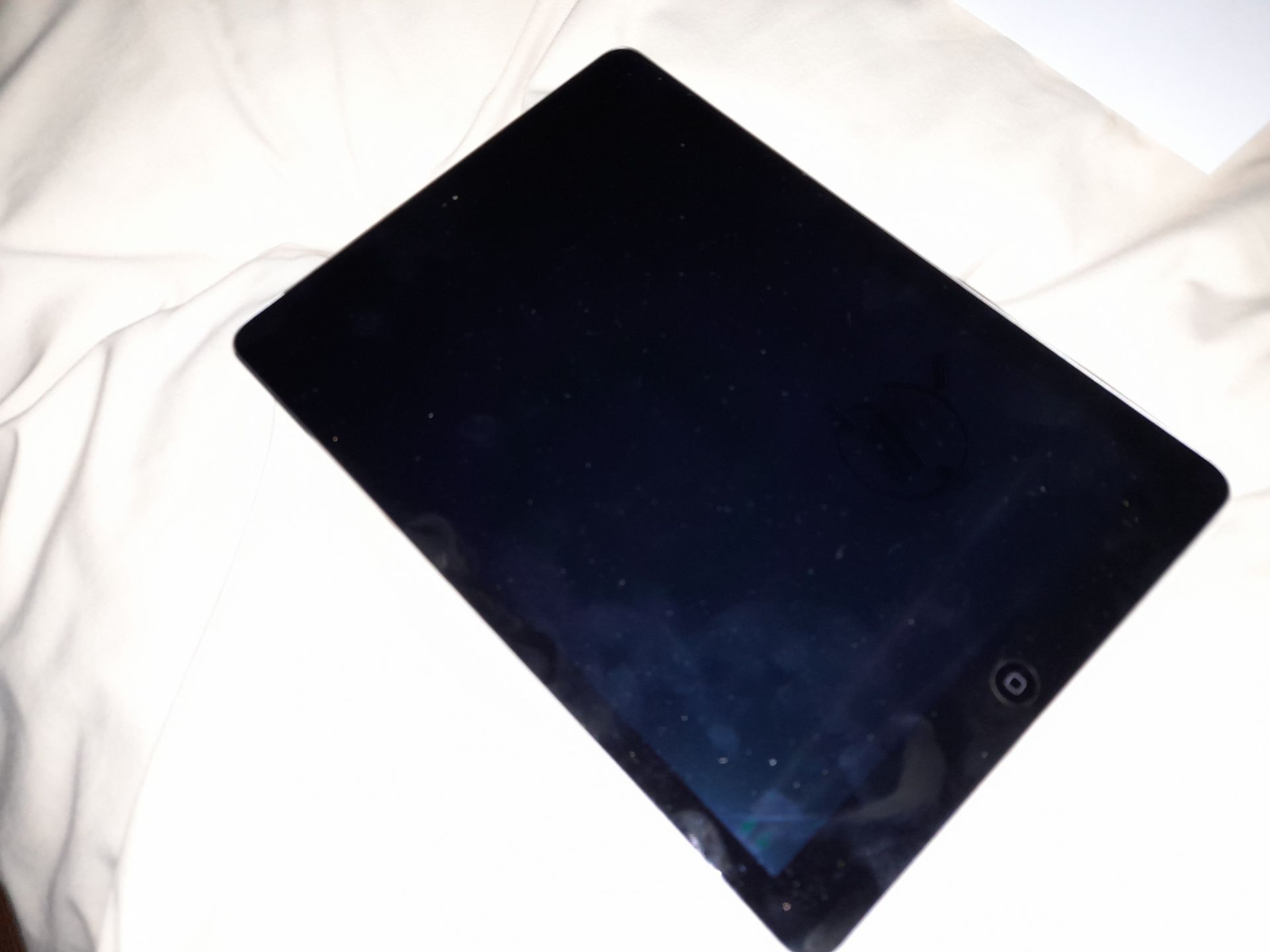 Apple iPad Air, 16GB, Model A1475, Serial Number D - Image 3 of 6