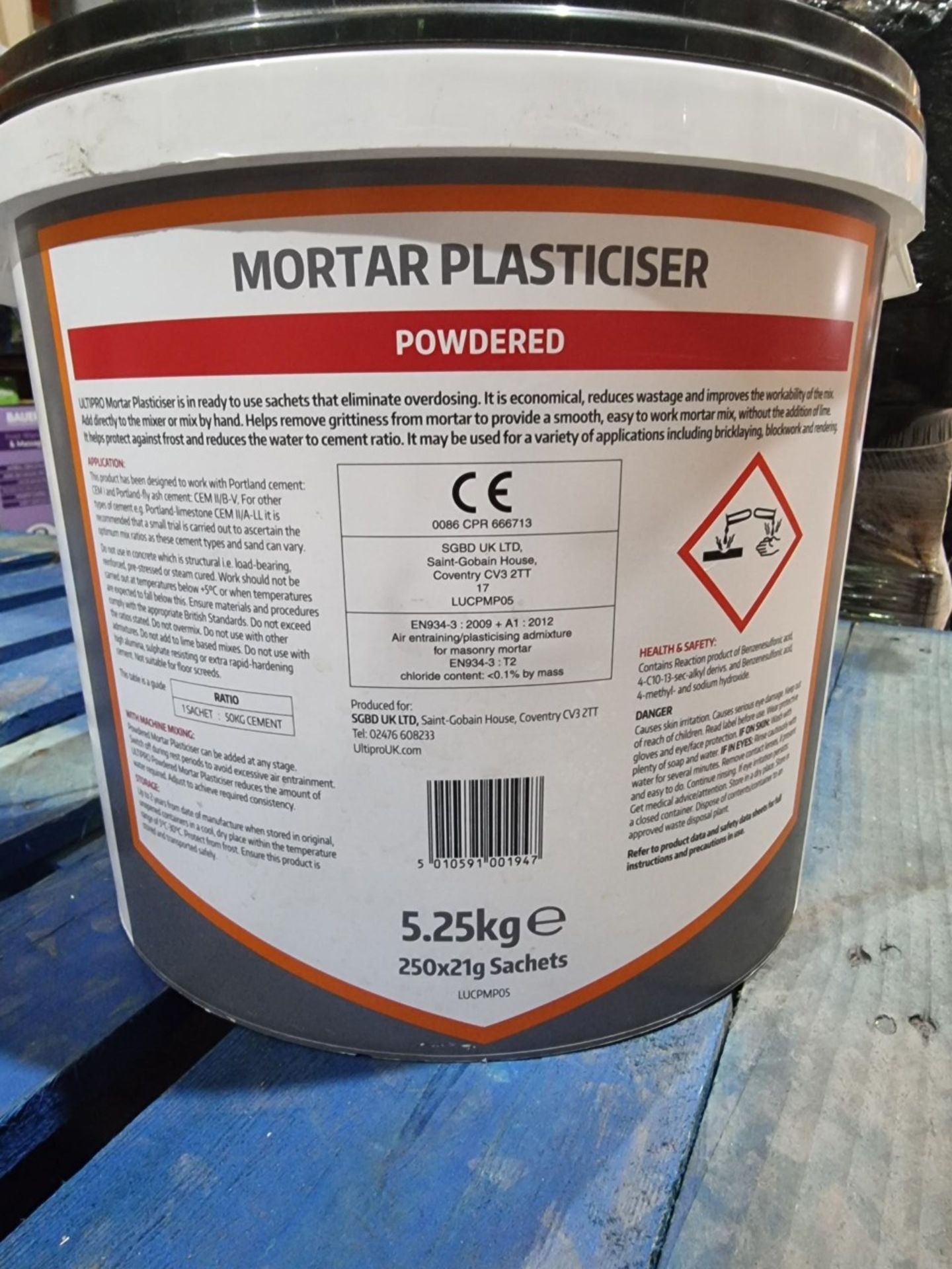PALLET OF 50 NEW 5.25KG TUBS OF ULTIPRO MORTAR PLASTICISER - POWDERED - FOR SMOOTH, EASY TO WORK - Image 3 of 3