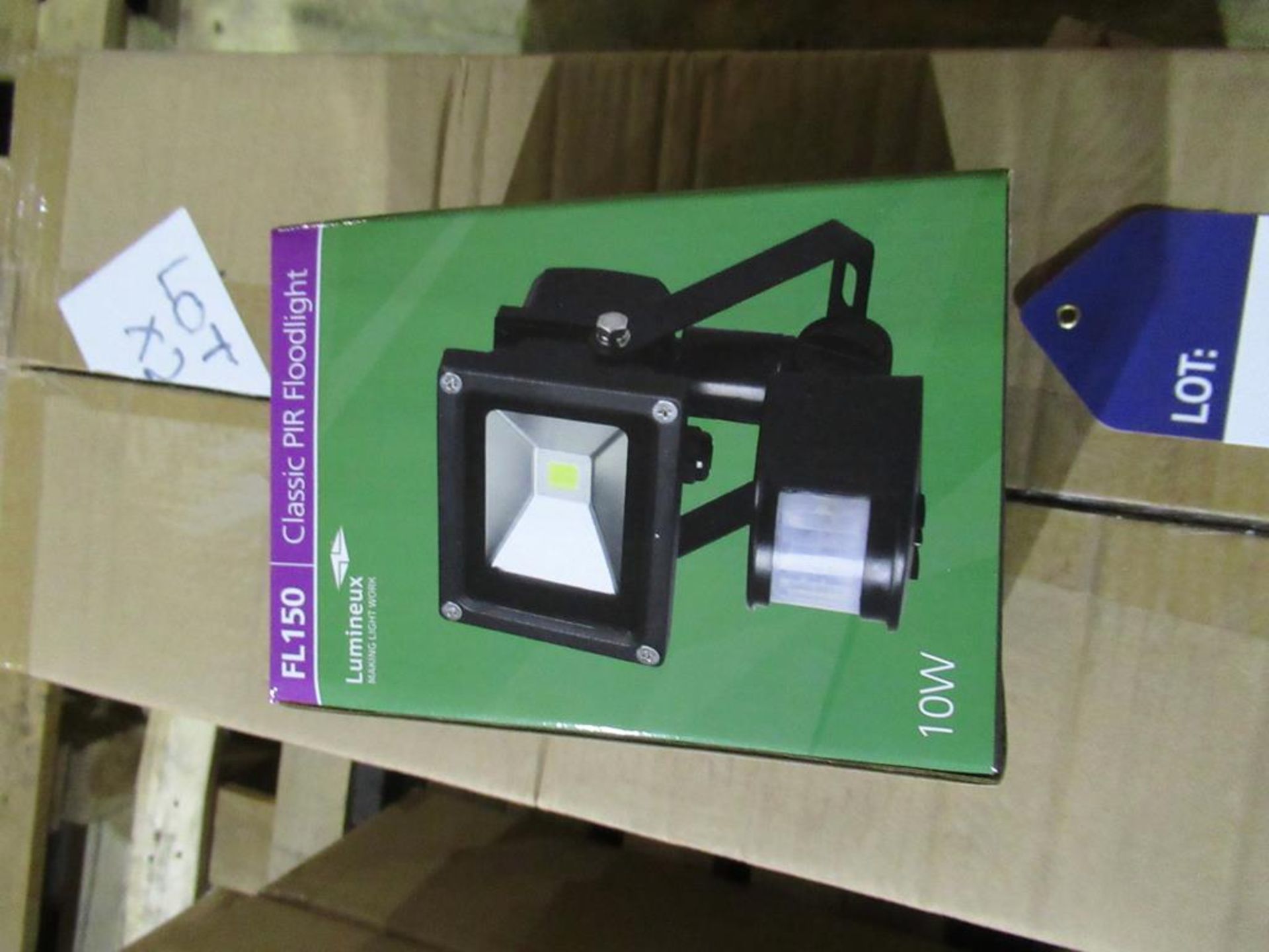 20 x Lumineux Classic 10W PIR Floodlight 4000K OEM Trade Price £ 649 - Image 3 of 3