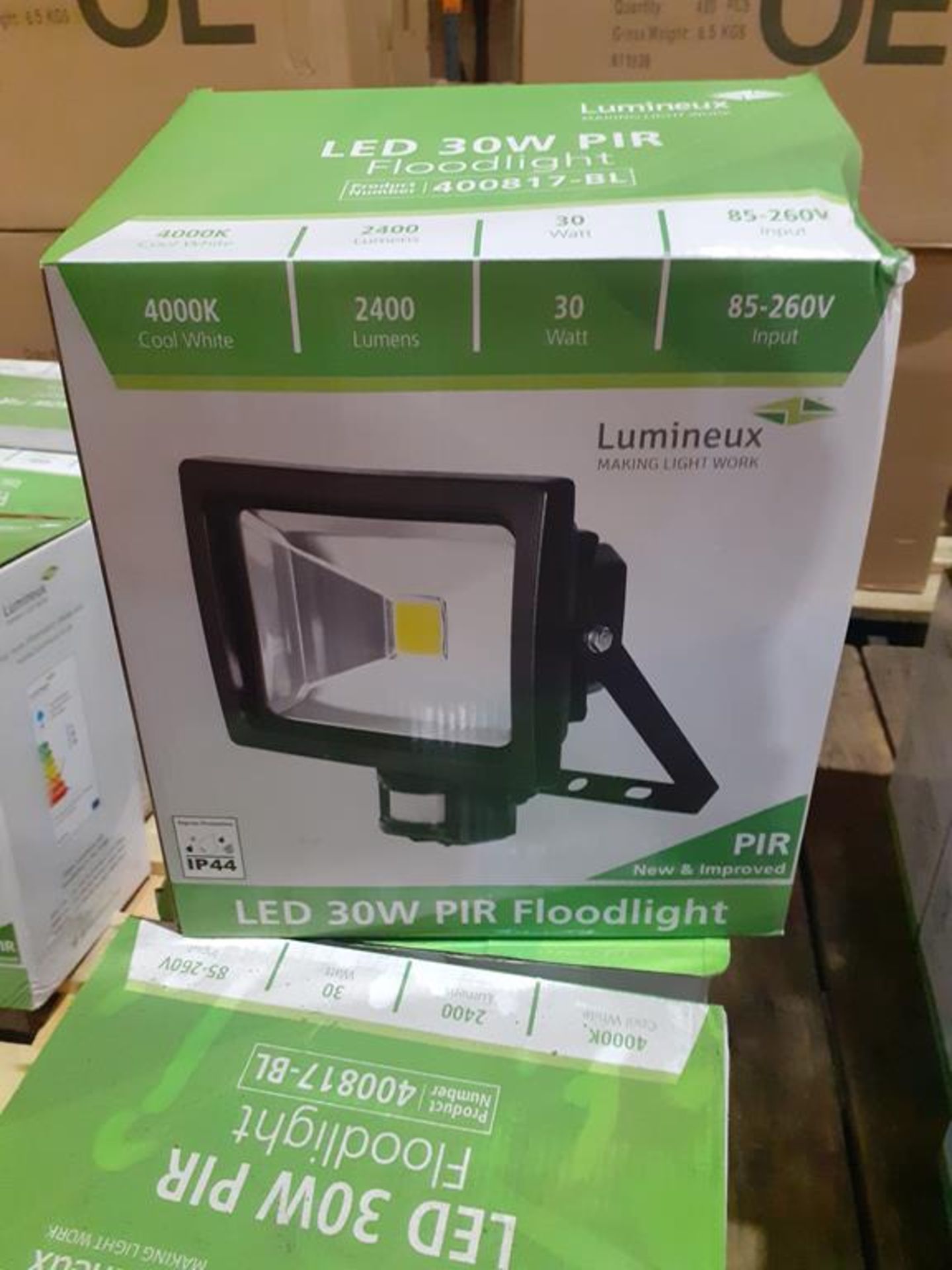 5 x 30W PIR Floodlight 4000K 85-265V 2400lm OEM Trade Price £ 192.5 - Image 2 of 4