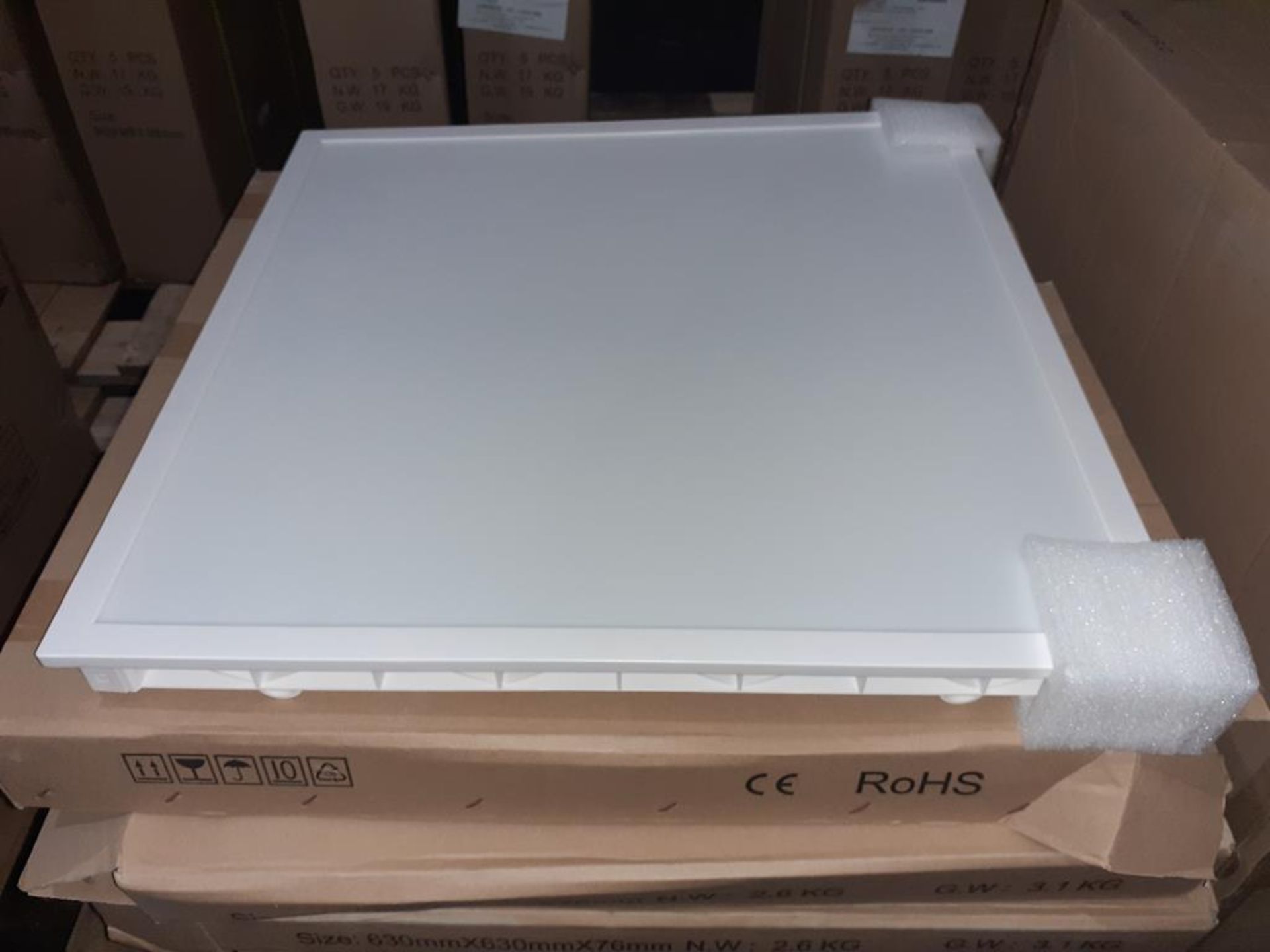 12 x LED Panel 595x595 32W 4000K OEM Trade Price £ 342 - Image 4 of 4