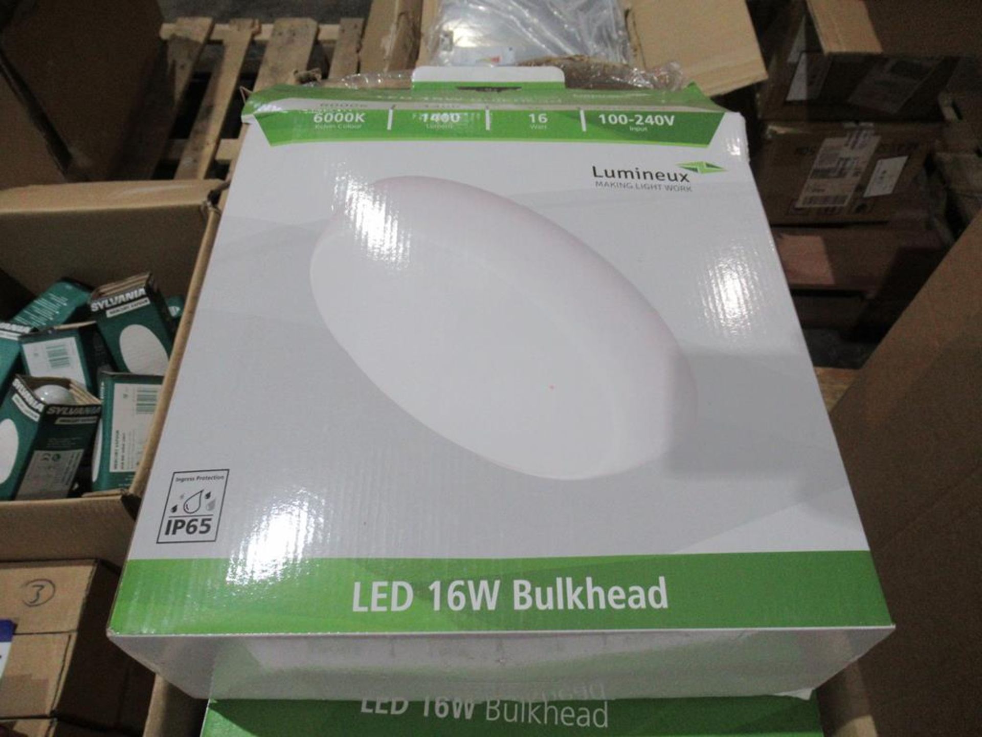 10 x Lumineux LED 16W Bulkhead 6000K 1400lm 100-240V - Image 2 of 3