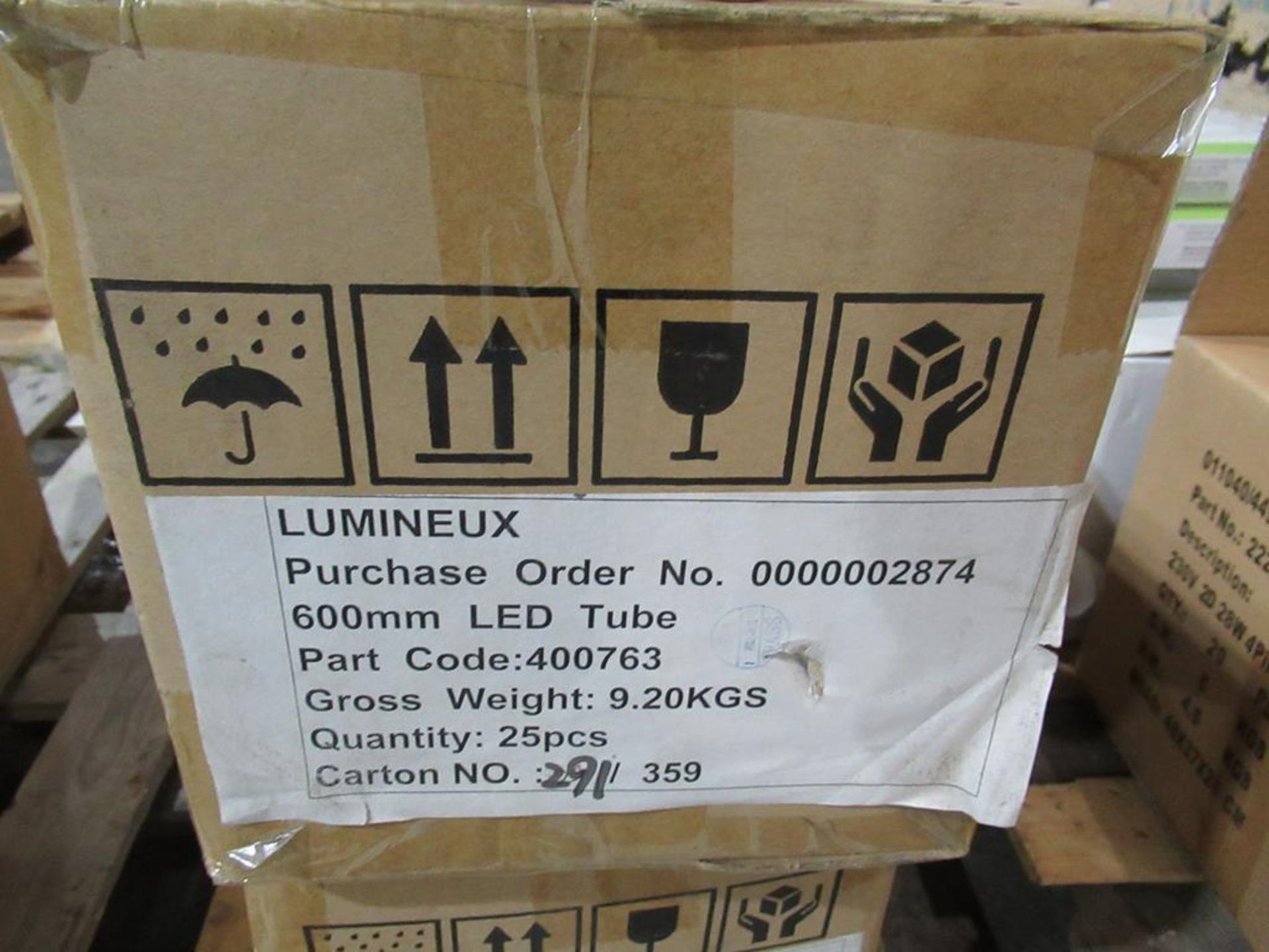 50 x Lumineux 600mm LED Tube OEM Trade Price £ 287 - Image 2 of 2