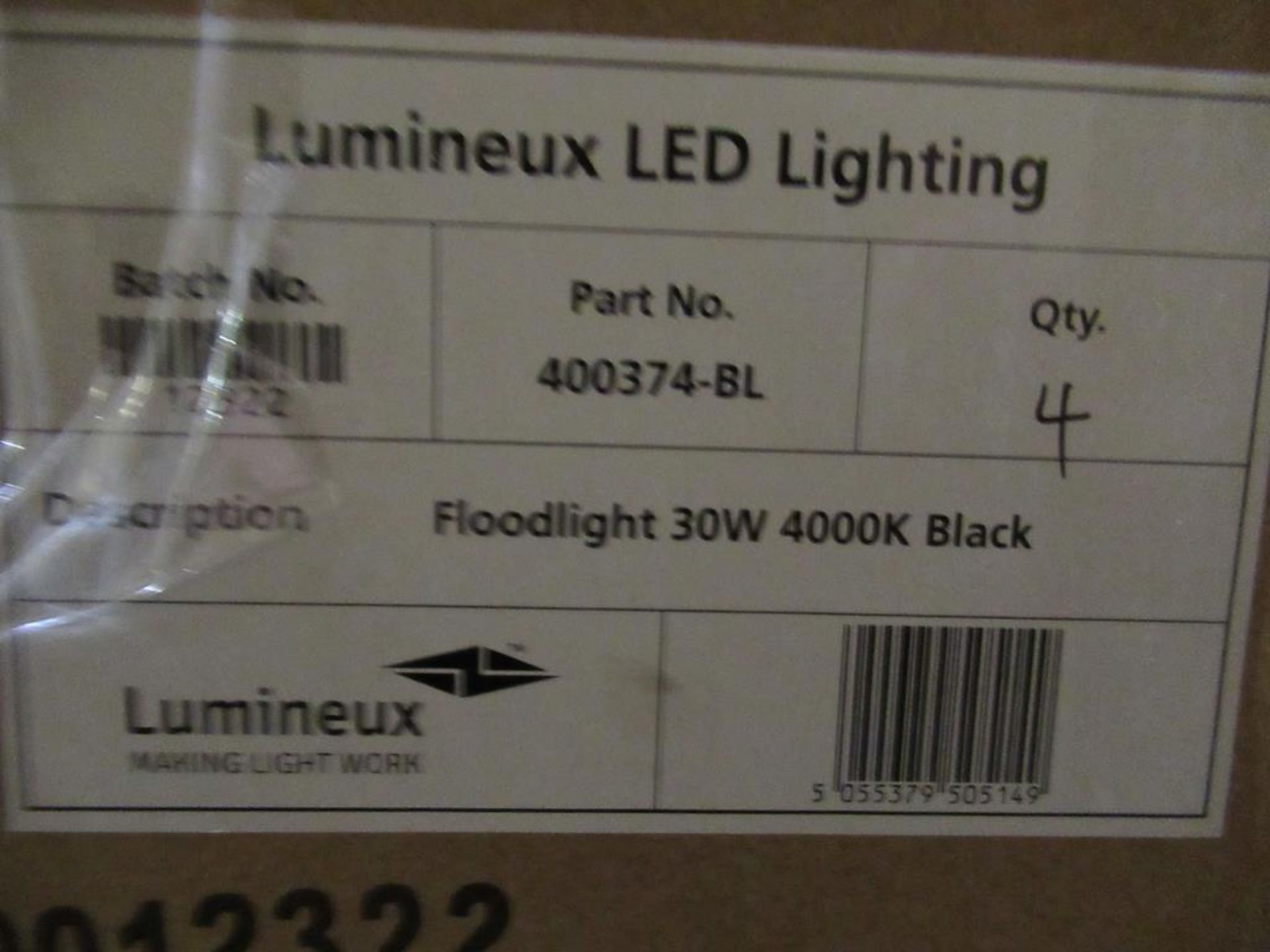 8 x LED 30W Classic Floodlight 4000K OEM Trade Price £ 336 - Image 3 of 4