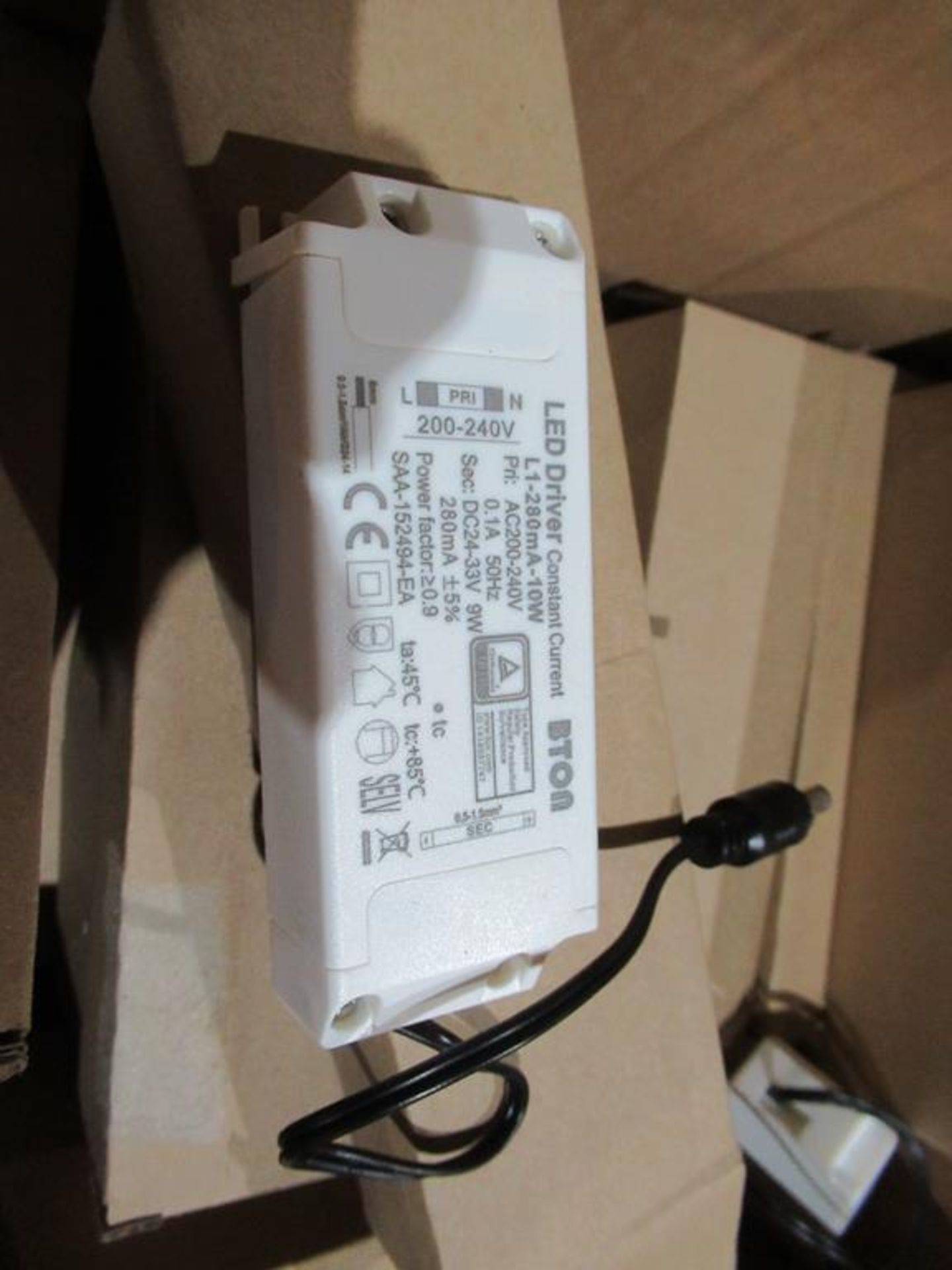 130 x LED Driver L1-280mA 10W Approx Qty OEM Trade Price £ 560 - Image 4 of 4