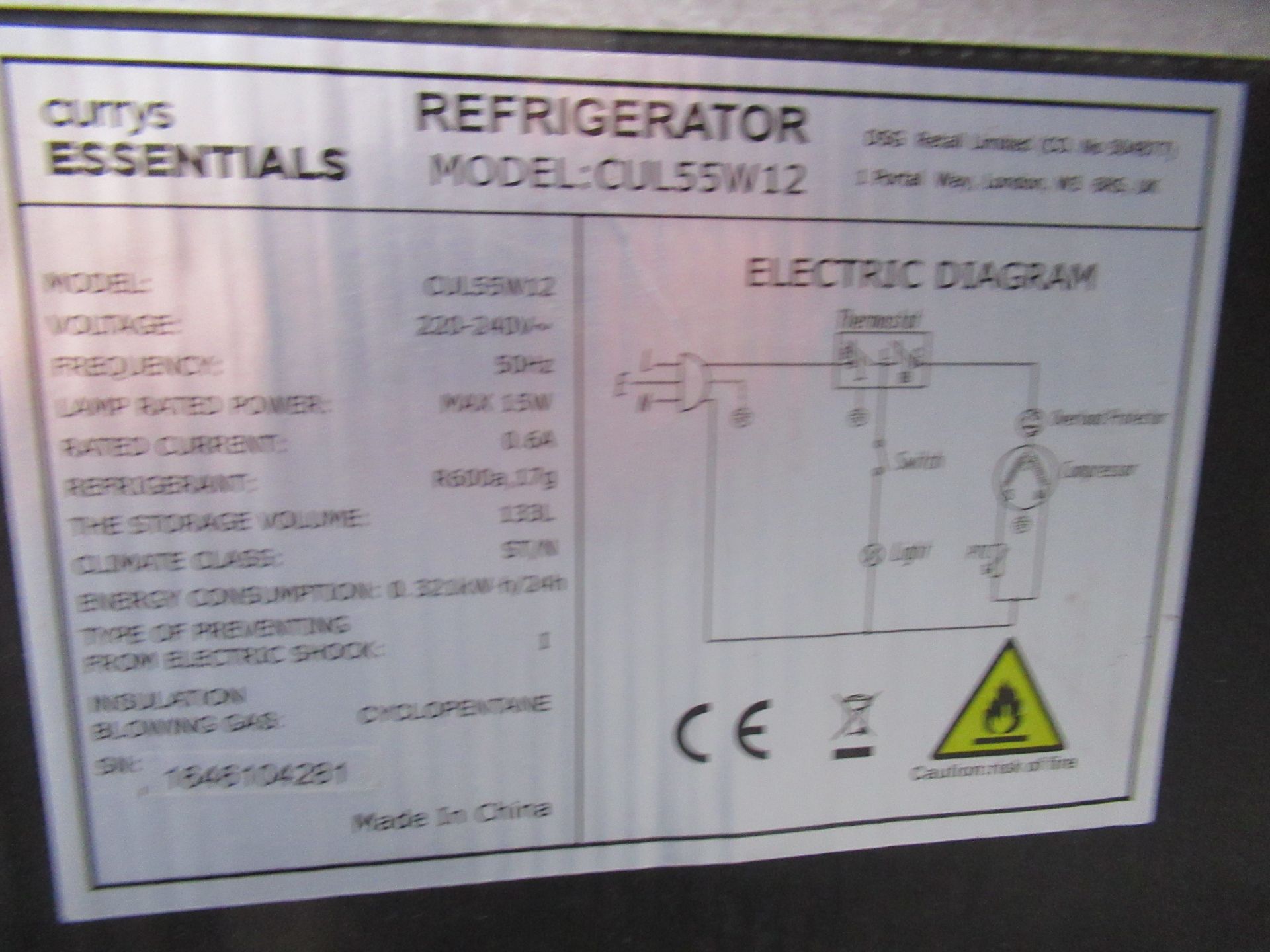 Currys Essential Undercounter Fridge - Image 4 of 5