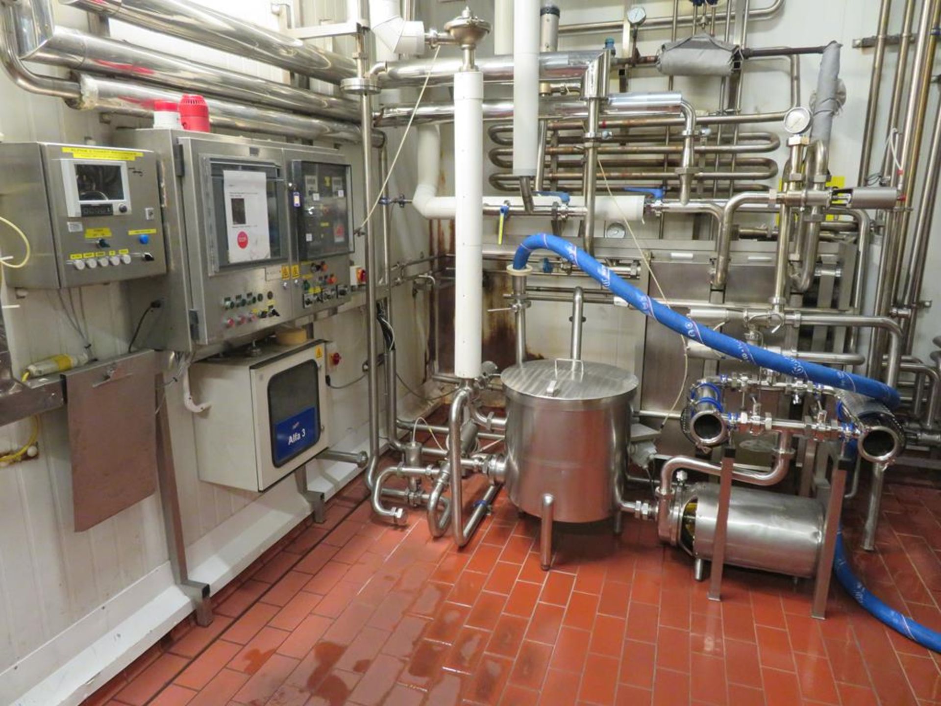 Alfa 3 Pasteuriser Plant Inc. Pasteuriser, Control Panel etc - Image 2 of 10