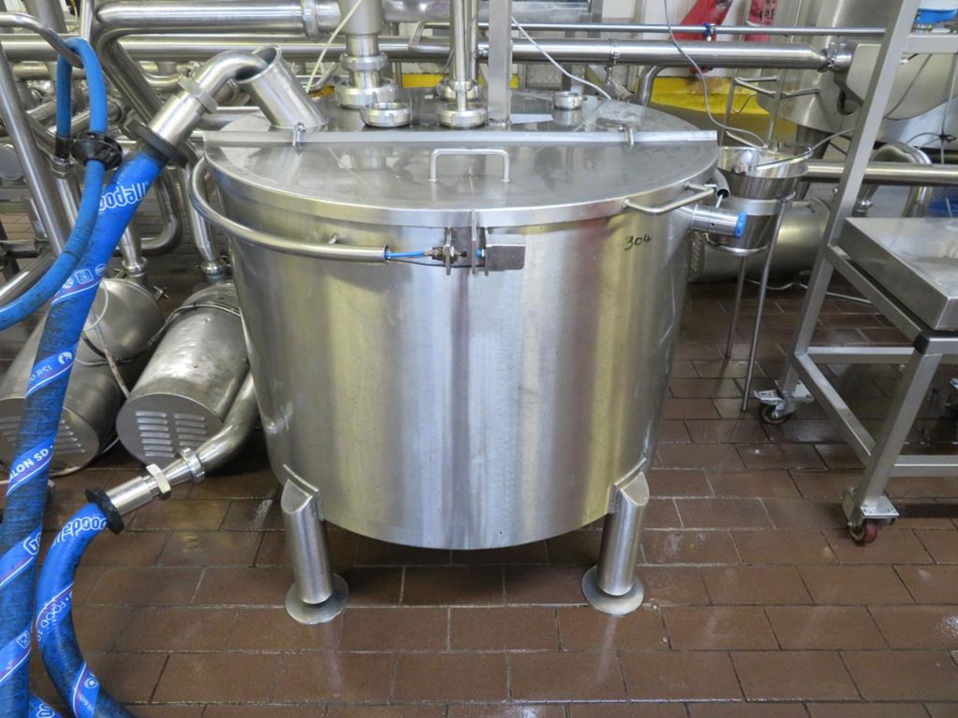 Mix Tank 2- Stainless Steel Mixing Tank c1m x 1.1m