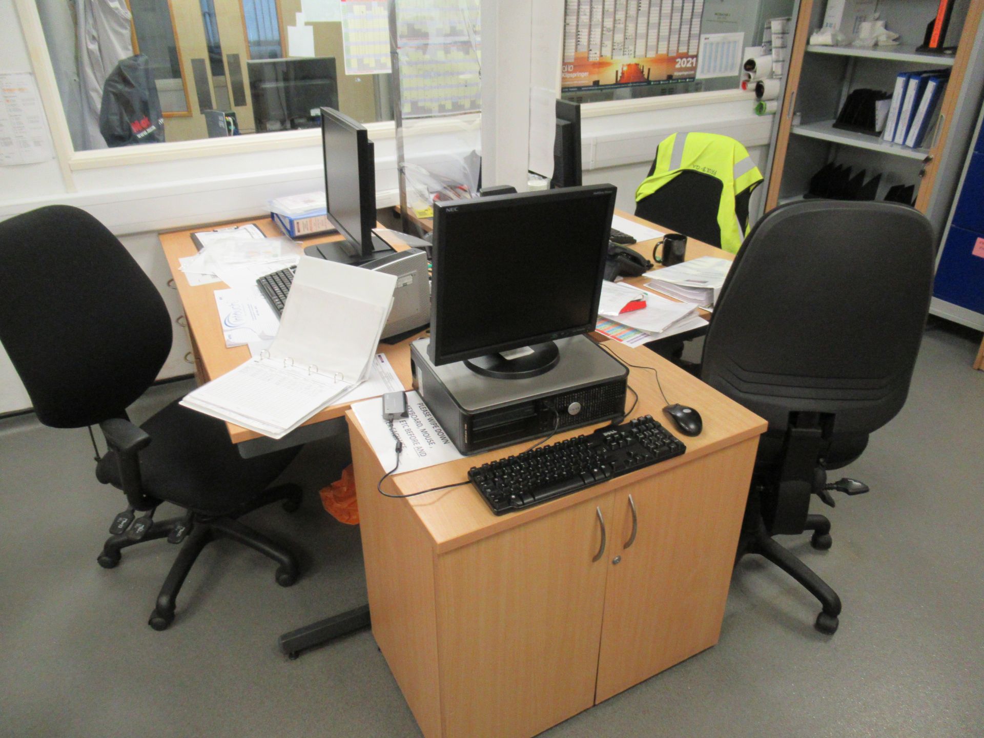 Content of the office desks, 5 x various office desks, 5 x mobile chairs, 2 x tambour fronted cupboa - Image 3 of 9