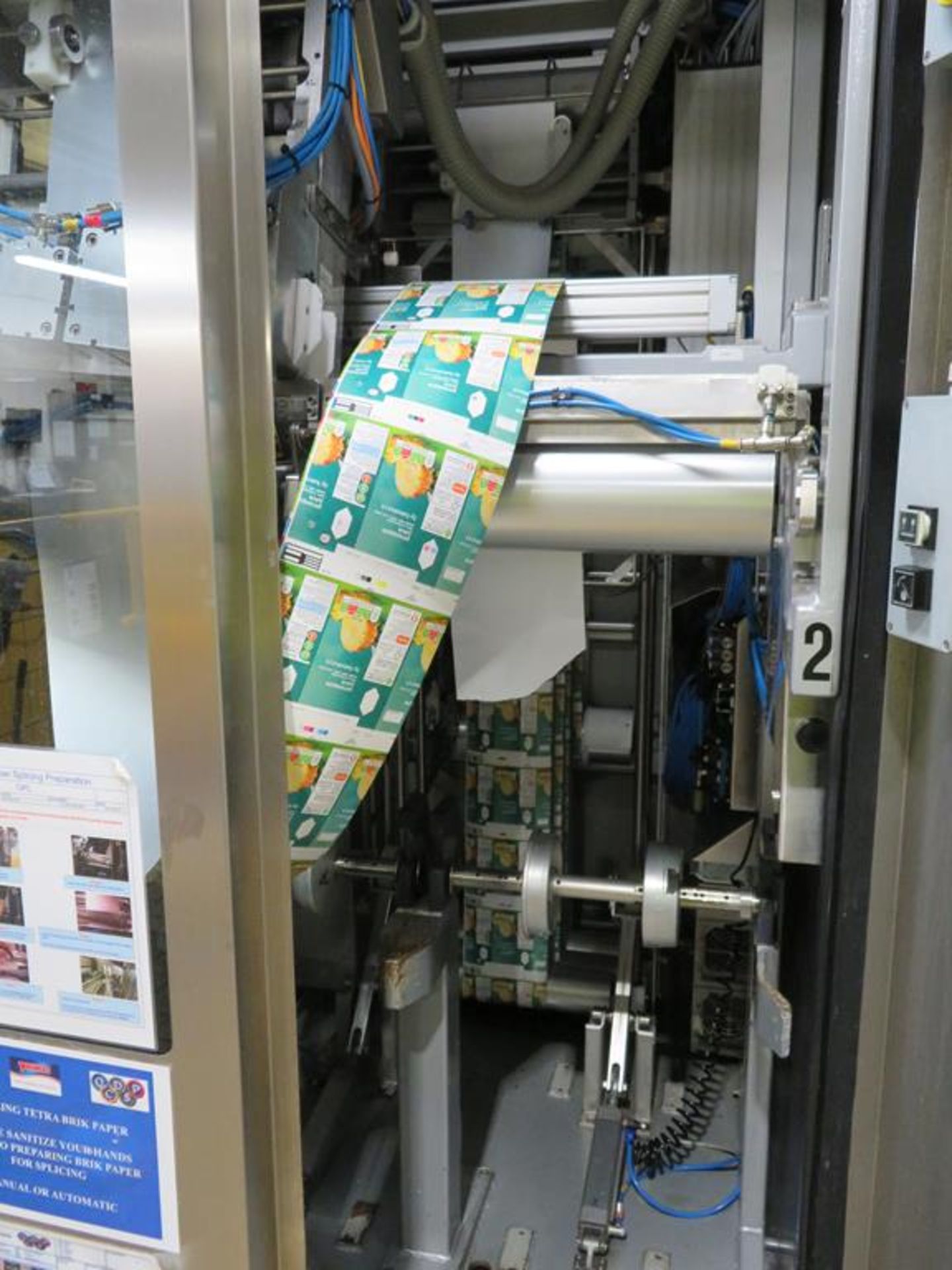 Filling Line A - 9000 Units/Hr, Tetra Pak - Image 9 of 36