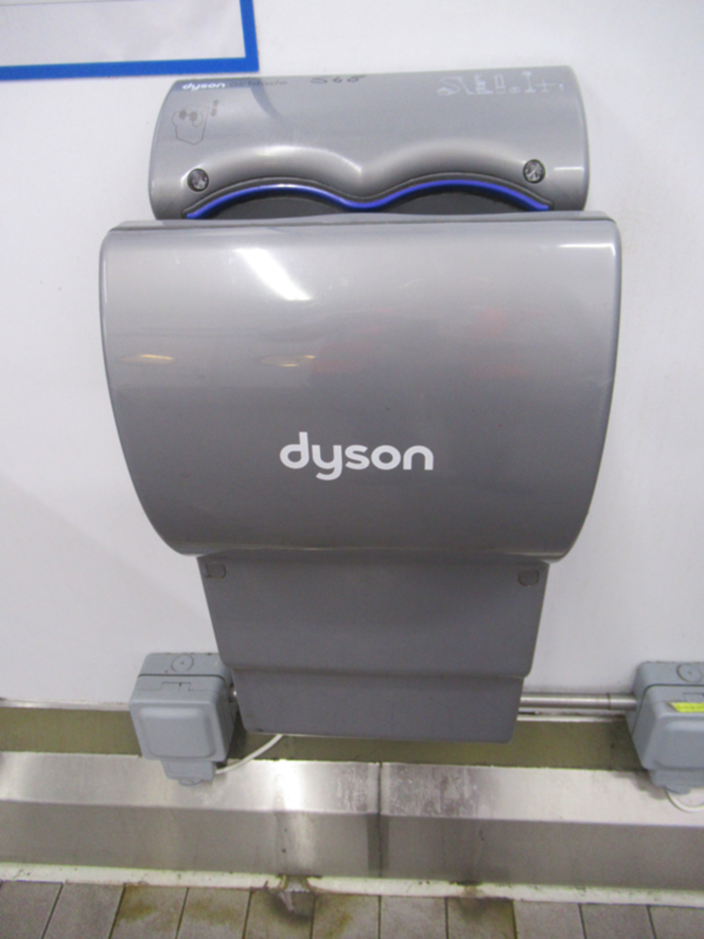 3 x Dyson Airblade Hand Dryers - Image 2 of 5