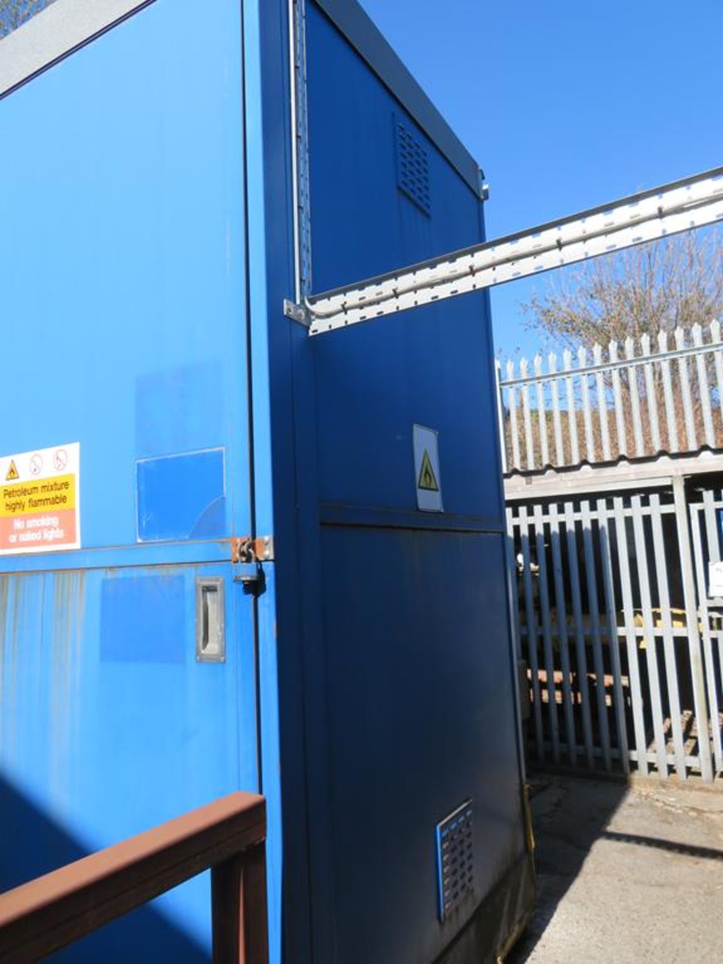 Four Sliding Door Bunded Steel Storage Cabinet - Image 3 of 4