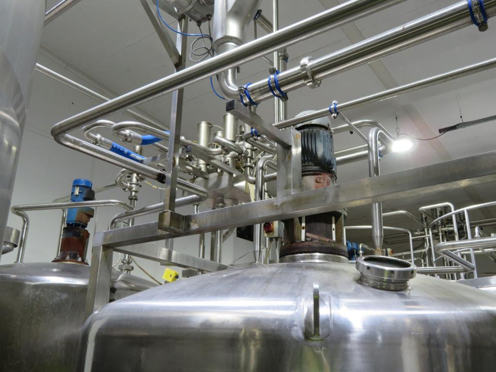 Tank & Pasteurisation Set Inc. 2 x Stainless Steel Tanks with load cells with load cells, 2x Valve M - Image 12 of 23