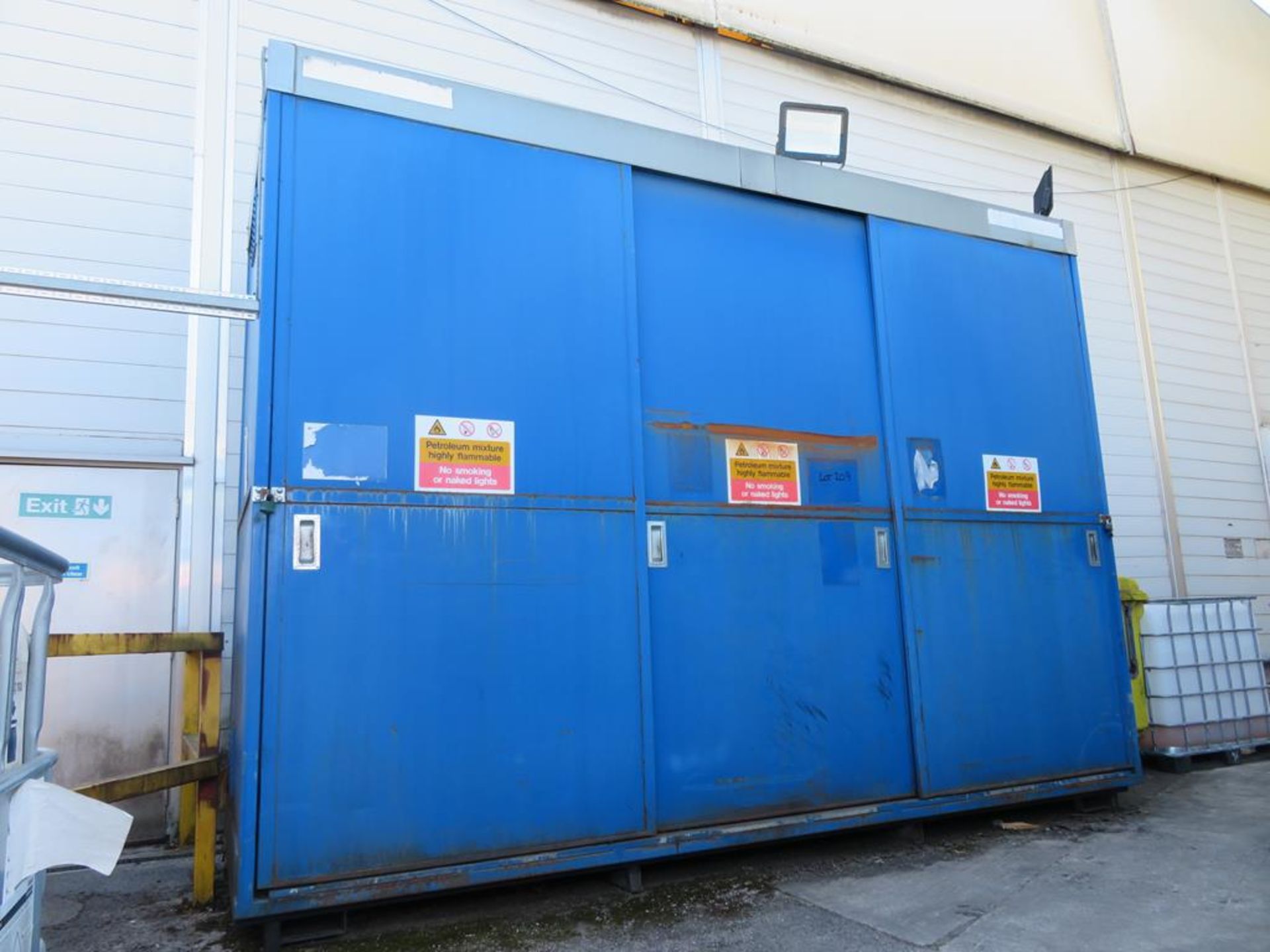 Three Sliding Door Bunded Steel Storage Cabinet - Image 2 of 5