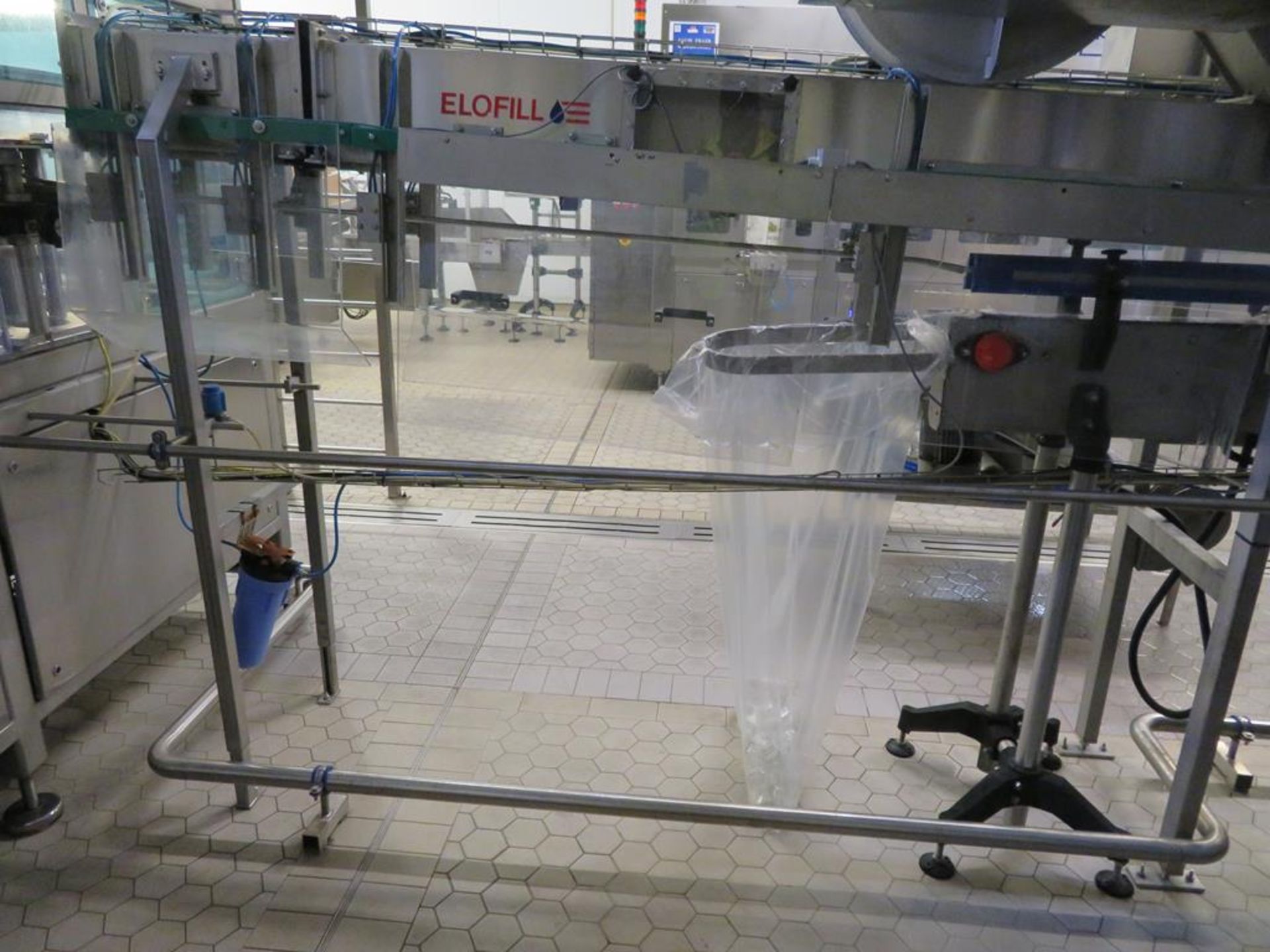 Elofill Rotary Clean 1200-40 Head Bottle Filler with 8 Head Screw Capper, Meyer Cap Hopper with Feed - Image 5 of 25