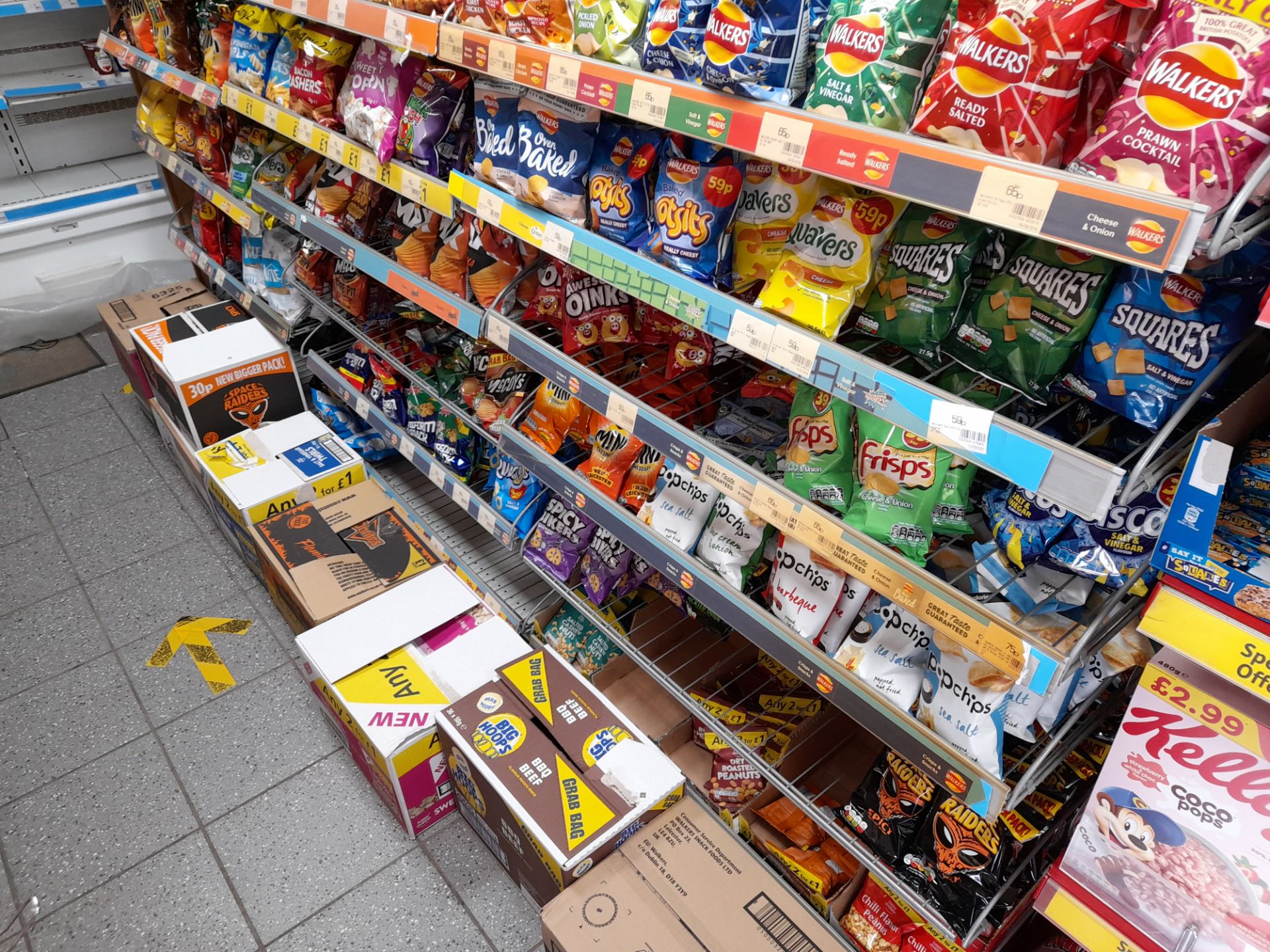 Contents to double sided shop display to include large quantity of assorted confectionary, crisps, - Image 11 of 20