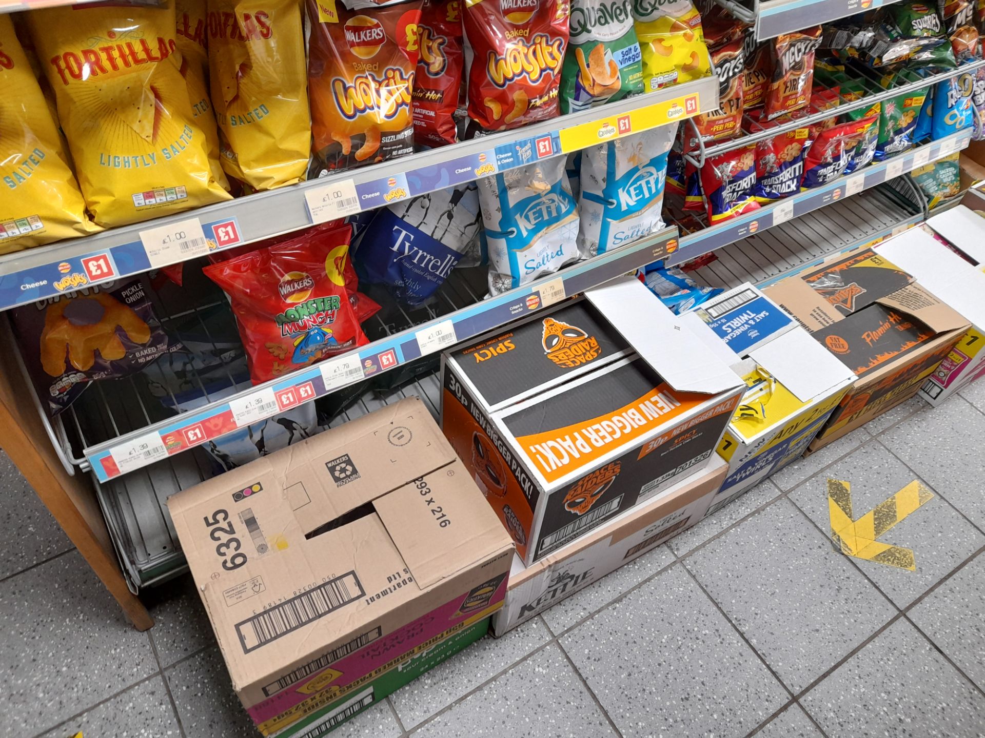 Contents to double sided shop display to include large quantity of assorted confectionary, crisps, - Image 13 of 20