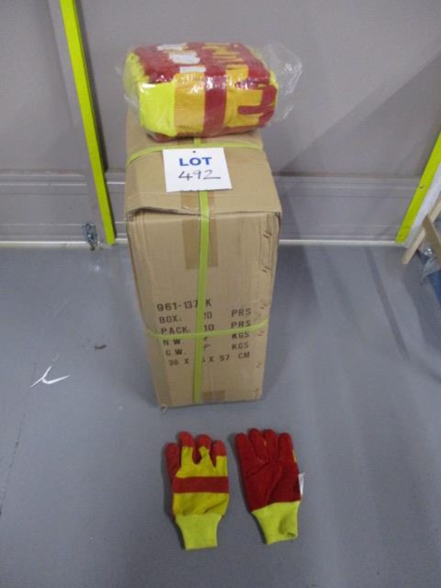 Industrial work gloves