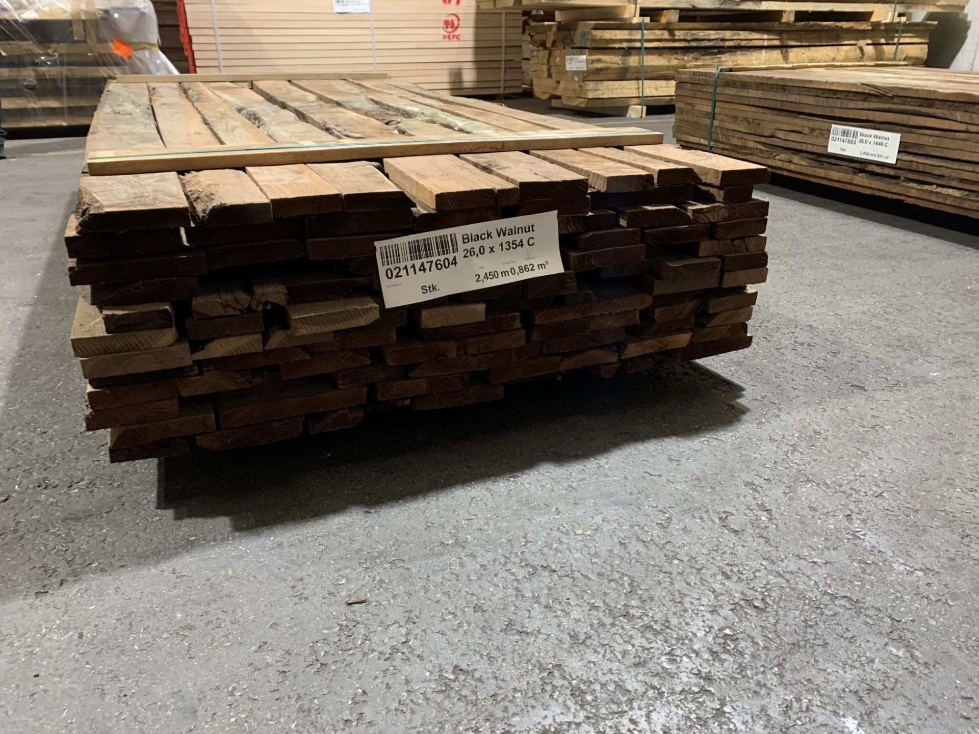 Square edged kiln dried American Black Walnut - Image 3 of 5