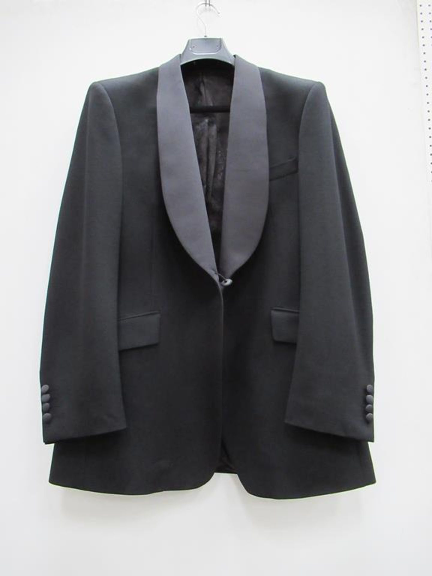 Shawl collar dinner jacket