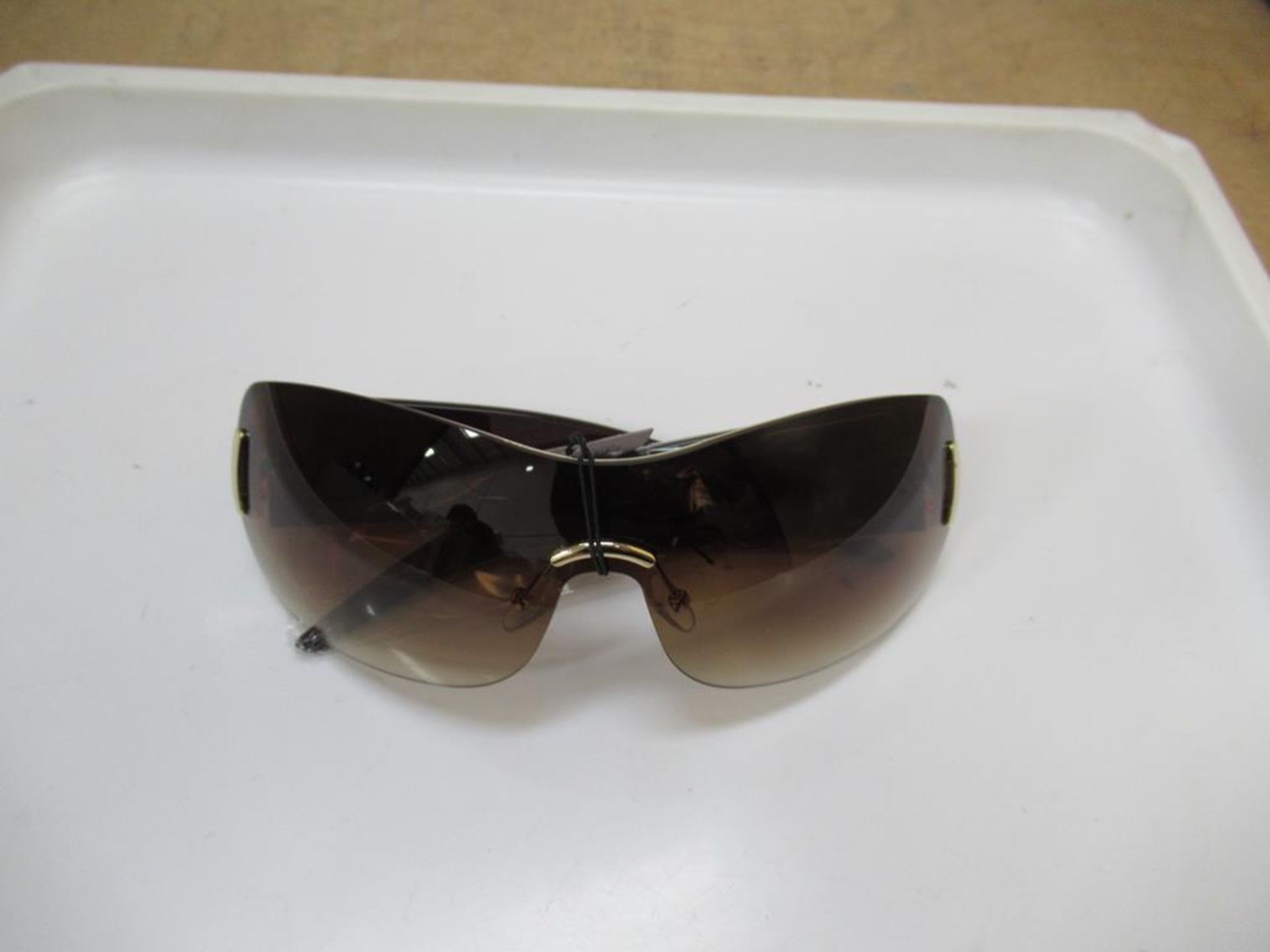 Approx 250 x DG Studio Pro and Gucineri Designer Sunglasses - Image 3 of 4