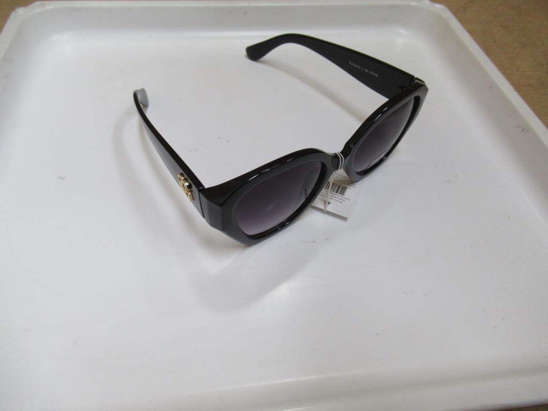 Approx 300 x Gucineri GT018 Designer Sunglasses