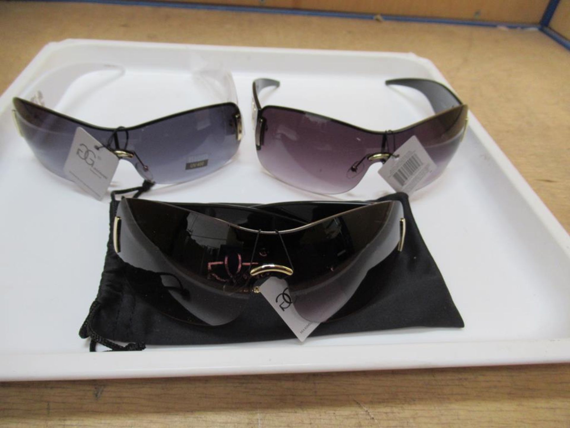 Approx x 130 Various Gucineri Designer Sunglasses with pouch and case
