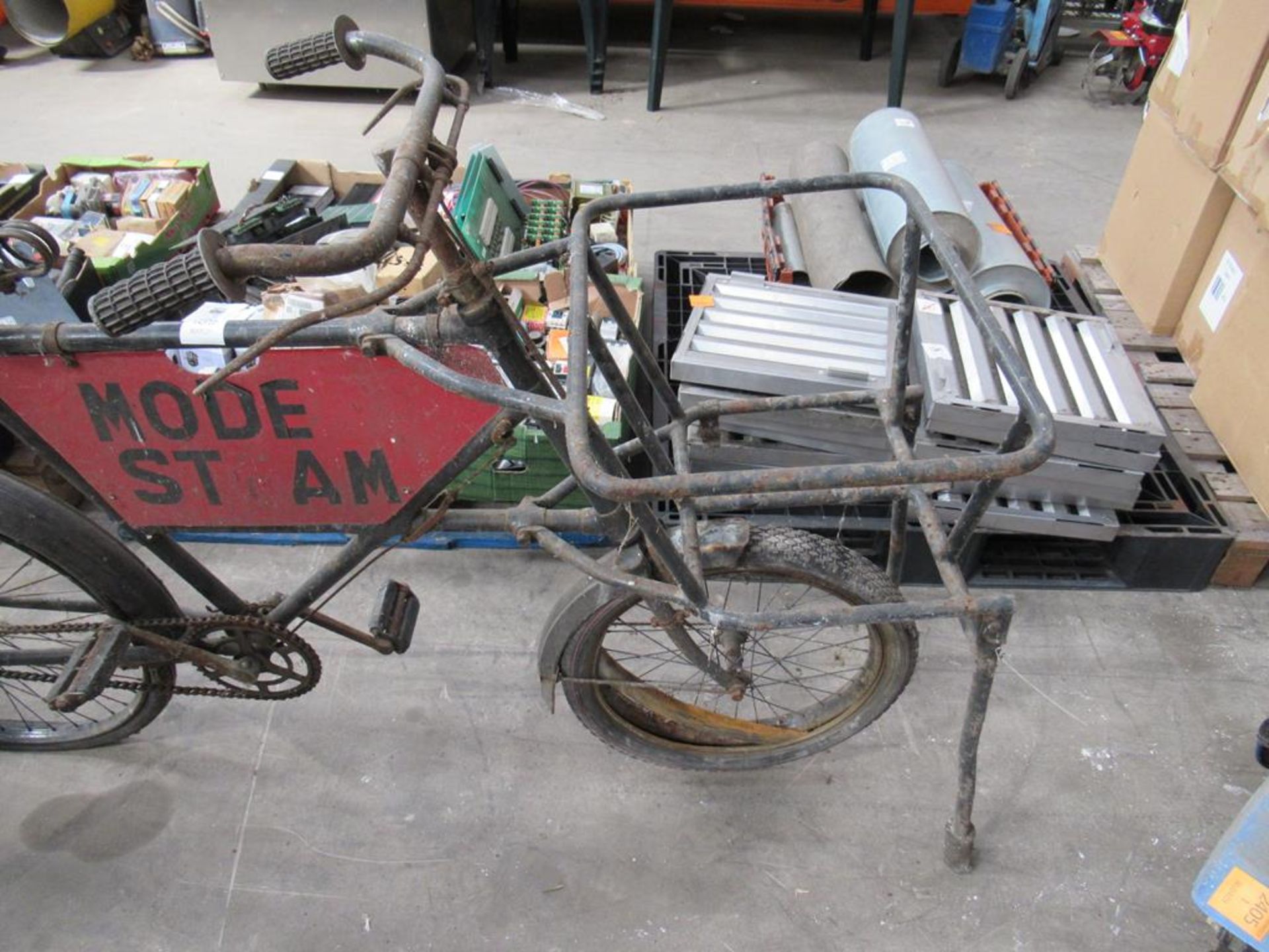 Vintage advertising bike. - Image 4 of 4
