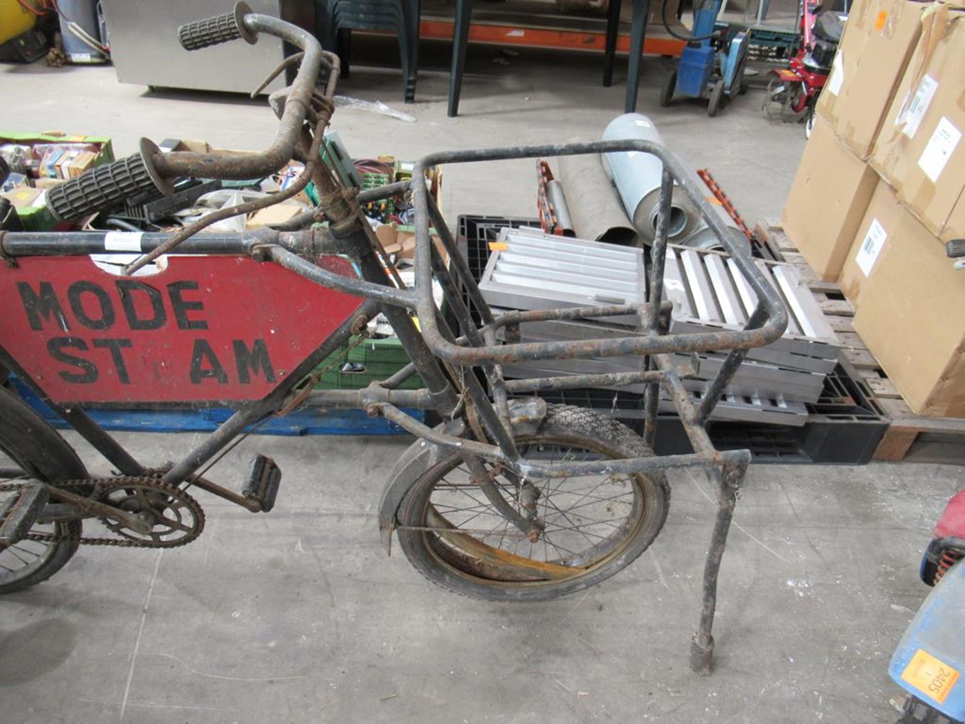 Vintage advertising bike. - Image 3 of 4