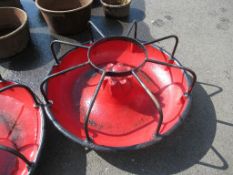 Cast iron pig feeder (Mexican Hat)