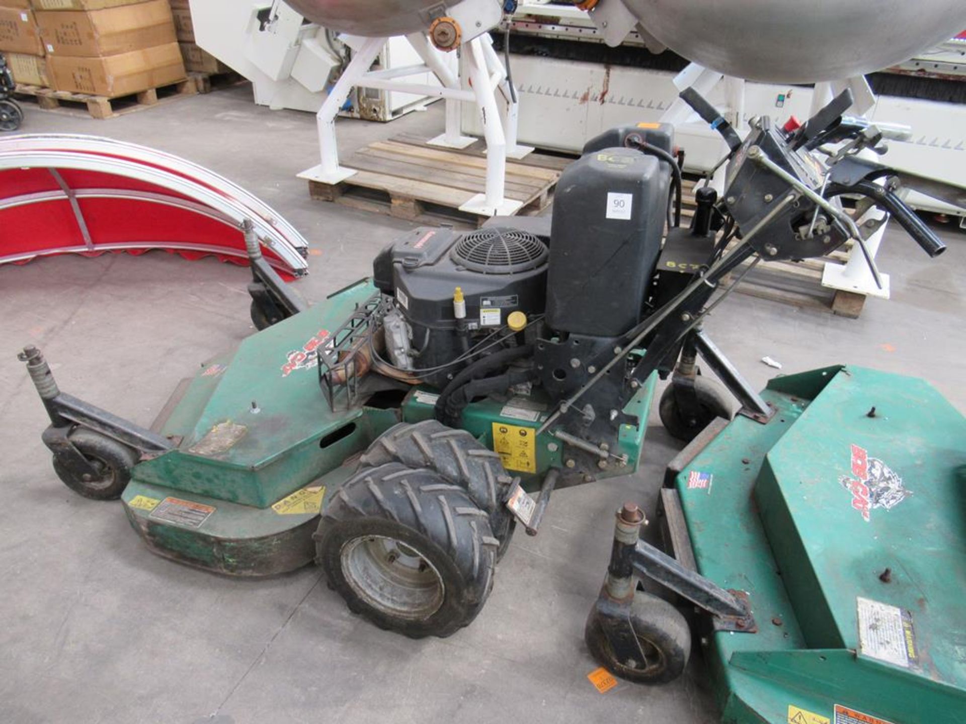 Bobcat 48" petrol lawnmower - Image 2 of 10