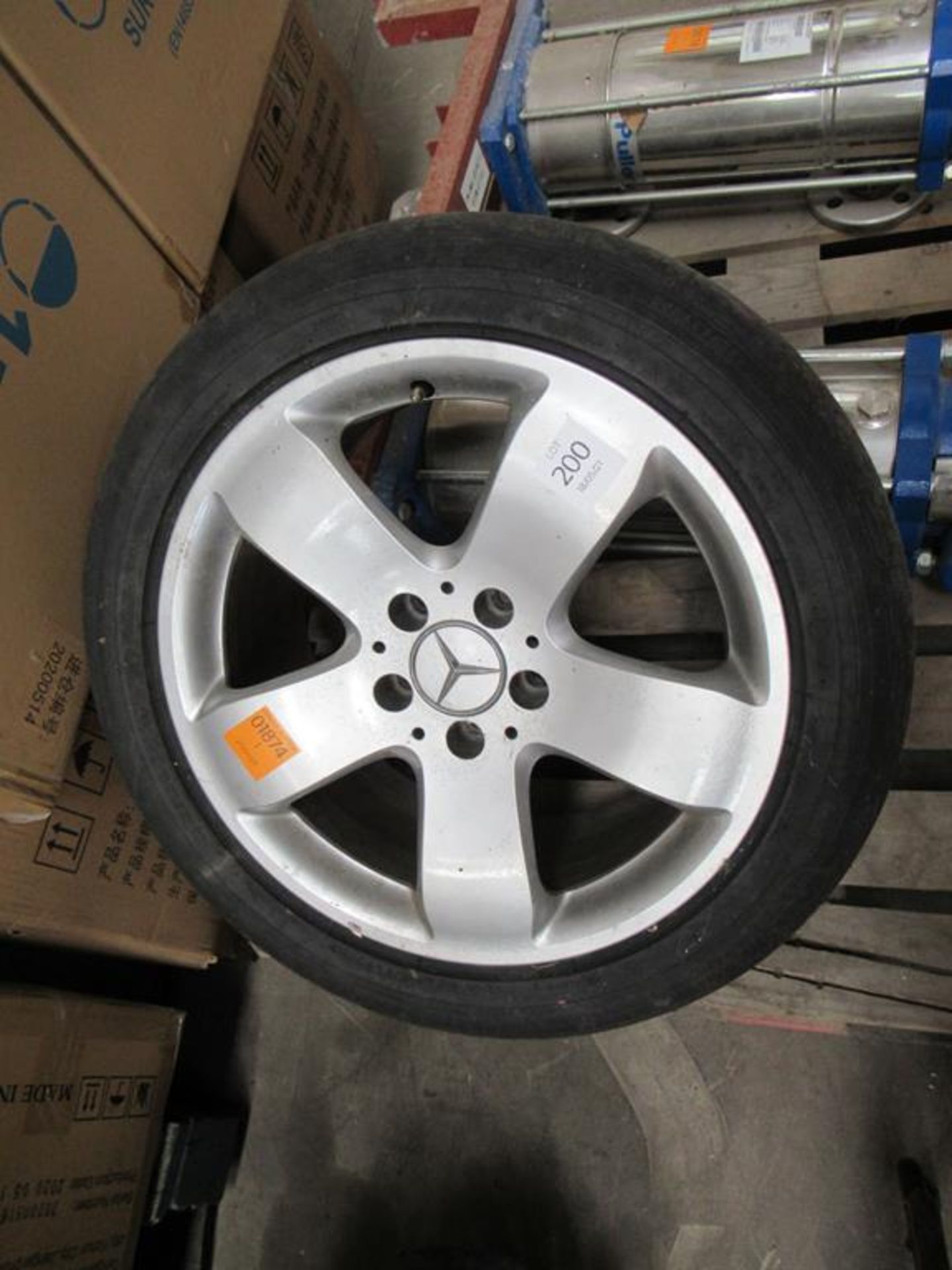 Mercedes 17" wheel