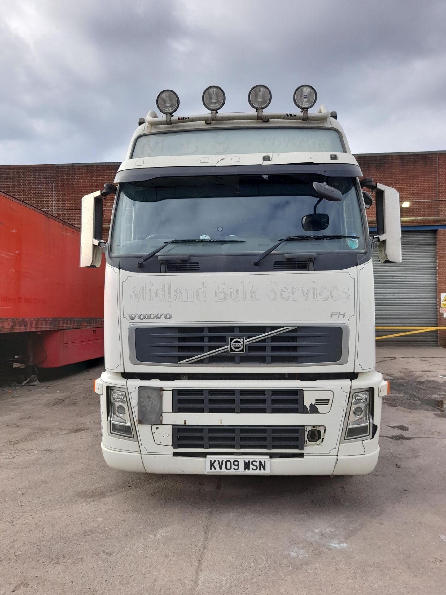 Volvo FH480 Euro 5 Globetrotter XL tractor unit, Reg KV09 WSN, DOR – 06/2009, V5 - TBC, MOT - May - Image 3 of 15