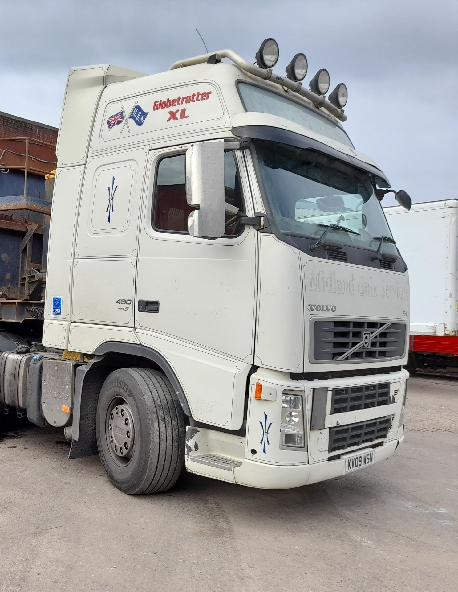 Volvo FH480 Euro 5 Globetrotter XL tractor unit, Reg KV09 WSN, DOR – 06/2009, V5 - TBC, MOT - May - Image 14 of 15