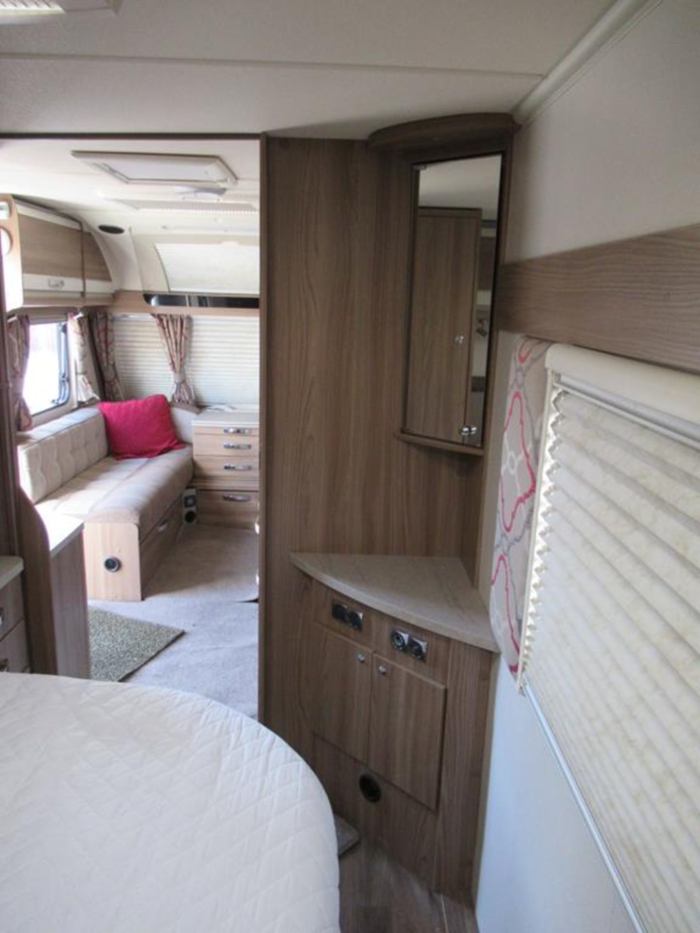 2015 Swift Challenger Sport 584 - 4 Berth Caravan - Image 39 of 47