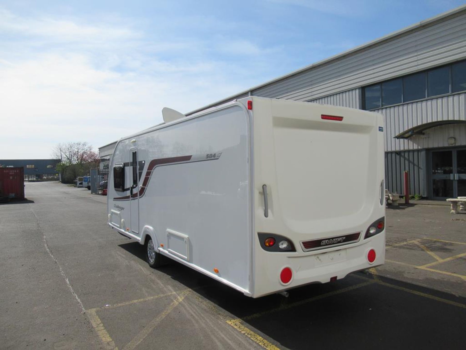 2015 Swift Challenger Sport 584 - 4 Berth Caravan - Image 5 of 47