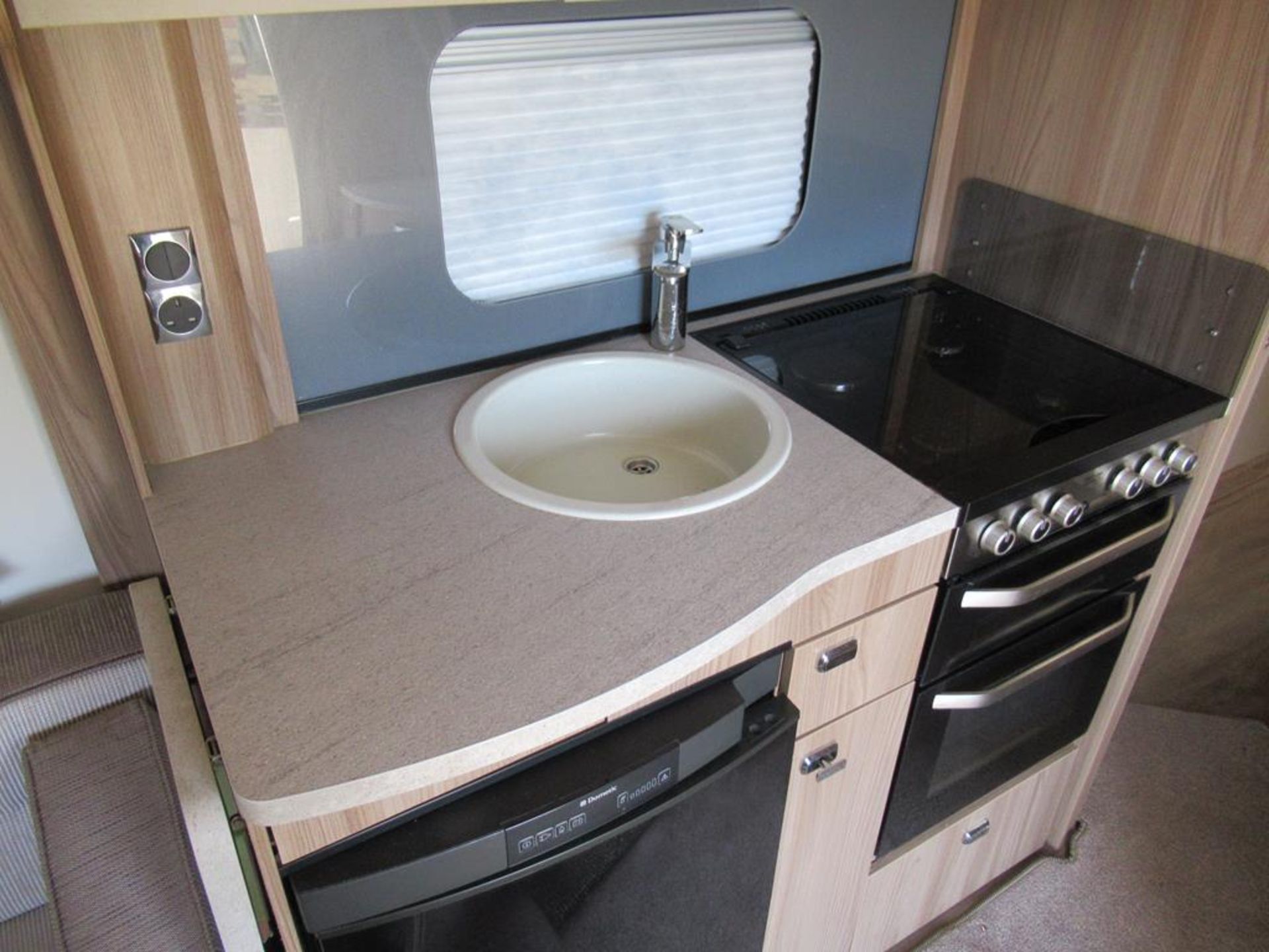 2015 Swift Challenger Sport 584 - 4 Berth Caravan - Image 20 of 47