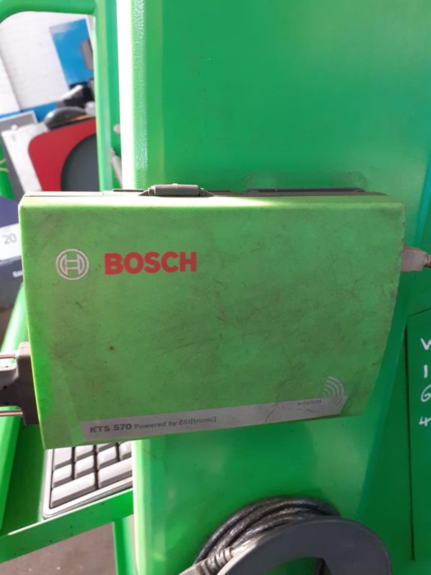 Bosch Diagnostic Station FSA720 + KTS 570 - Image 5 of 14