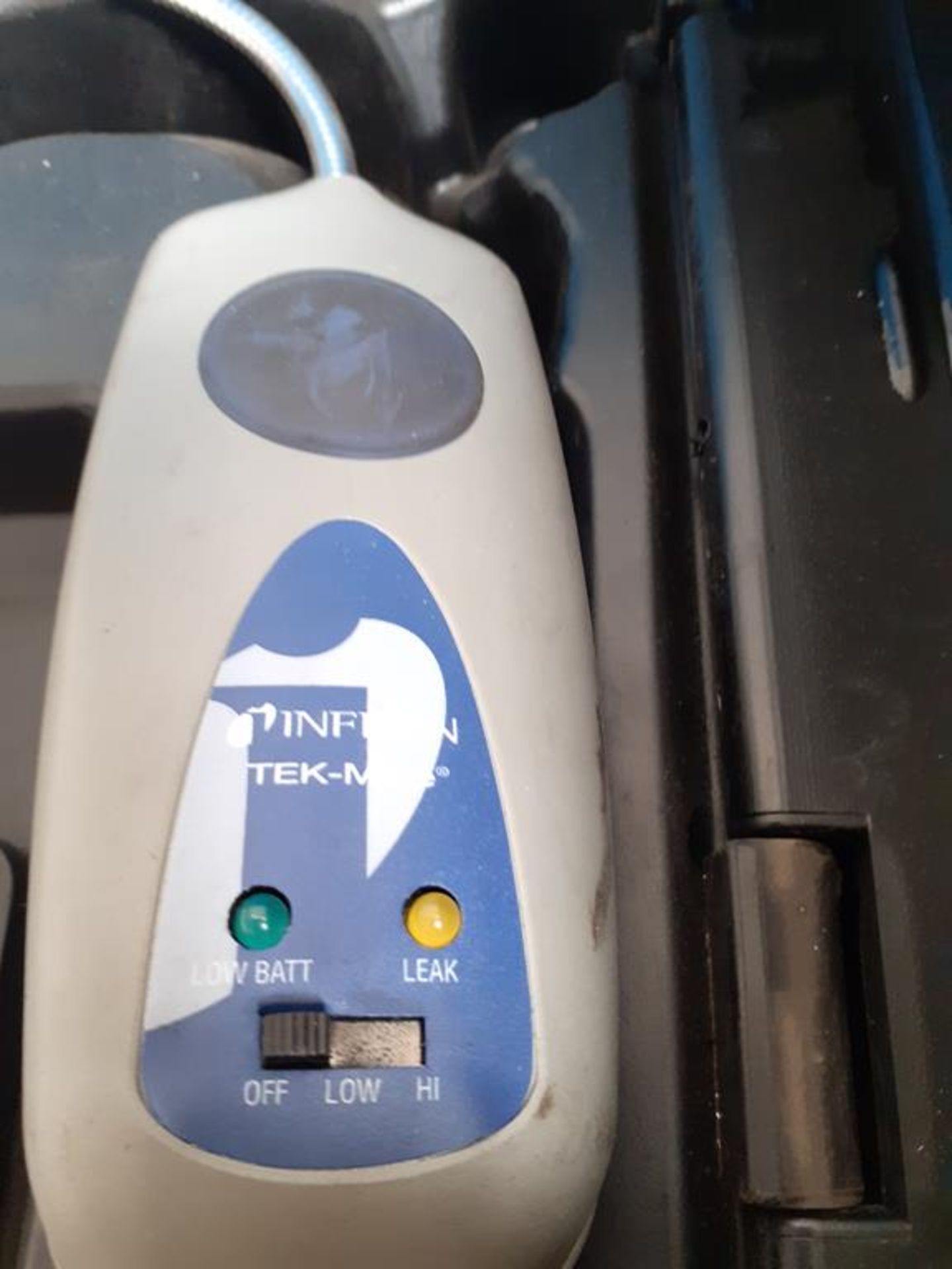 Inficon Tek-Mate Refrigerant Leak Detector - Image 2 of 2