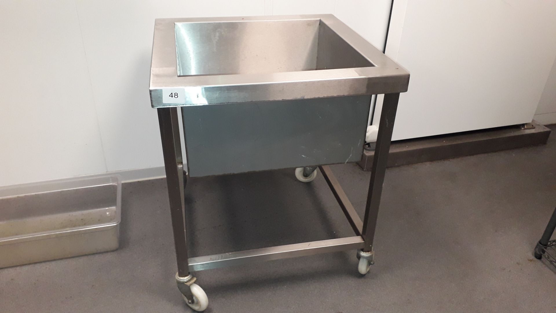 Stainless steel mobile Ice Sink, 650mm