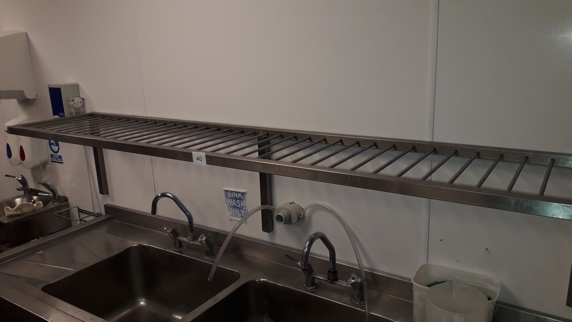 Stainless steel wall mount draining shelf, 2000mm - Image 2 of 2