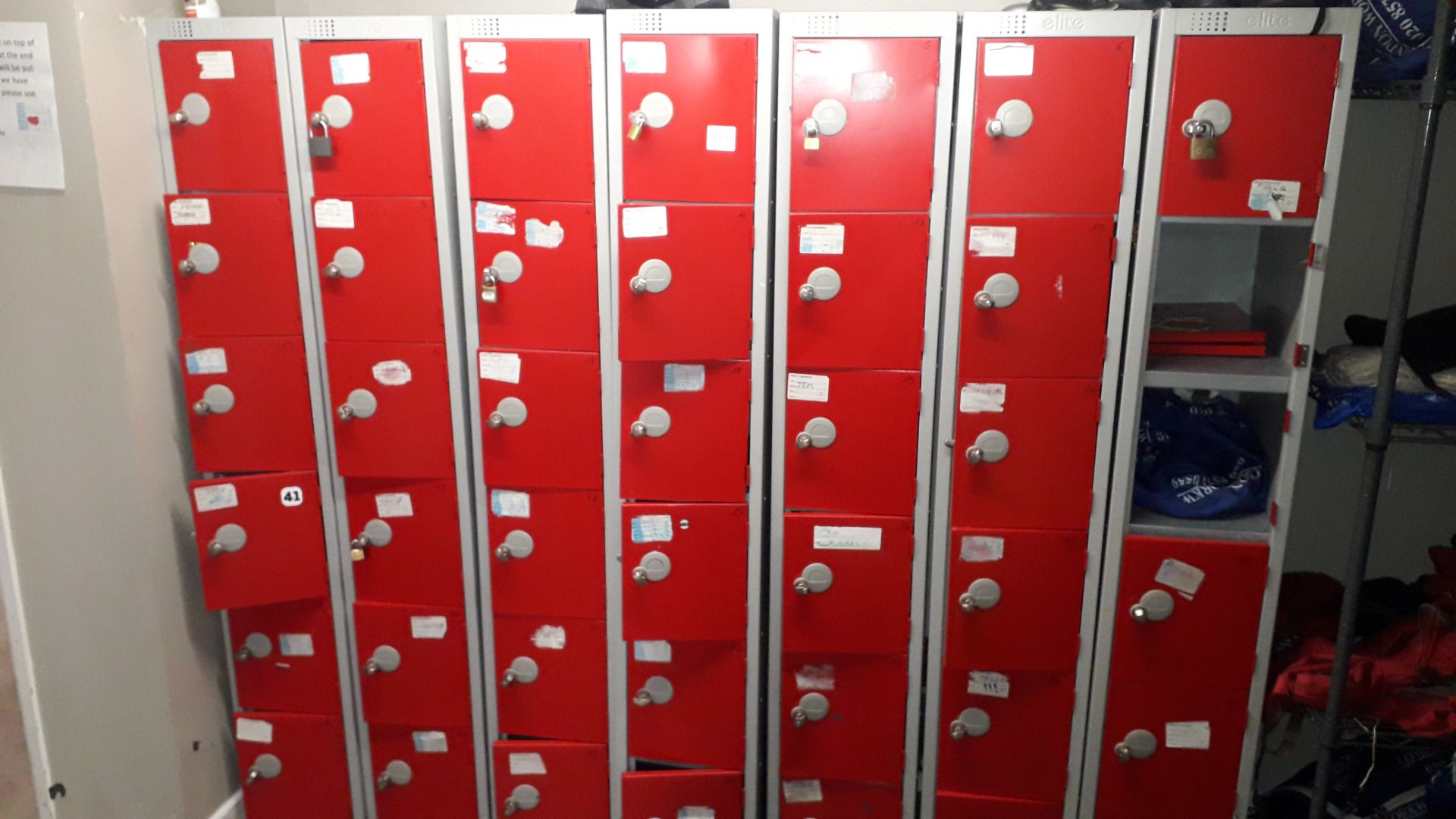 7 Elite 6 compartment steel staff lockers, 1866 x 300 x 450mm and wire shelving unit
