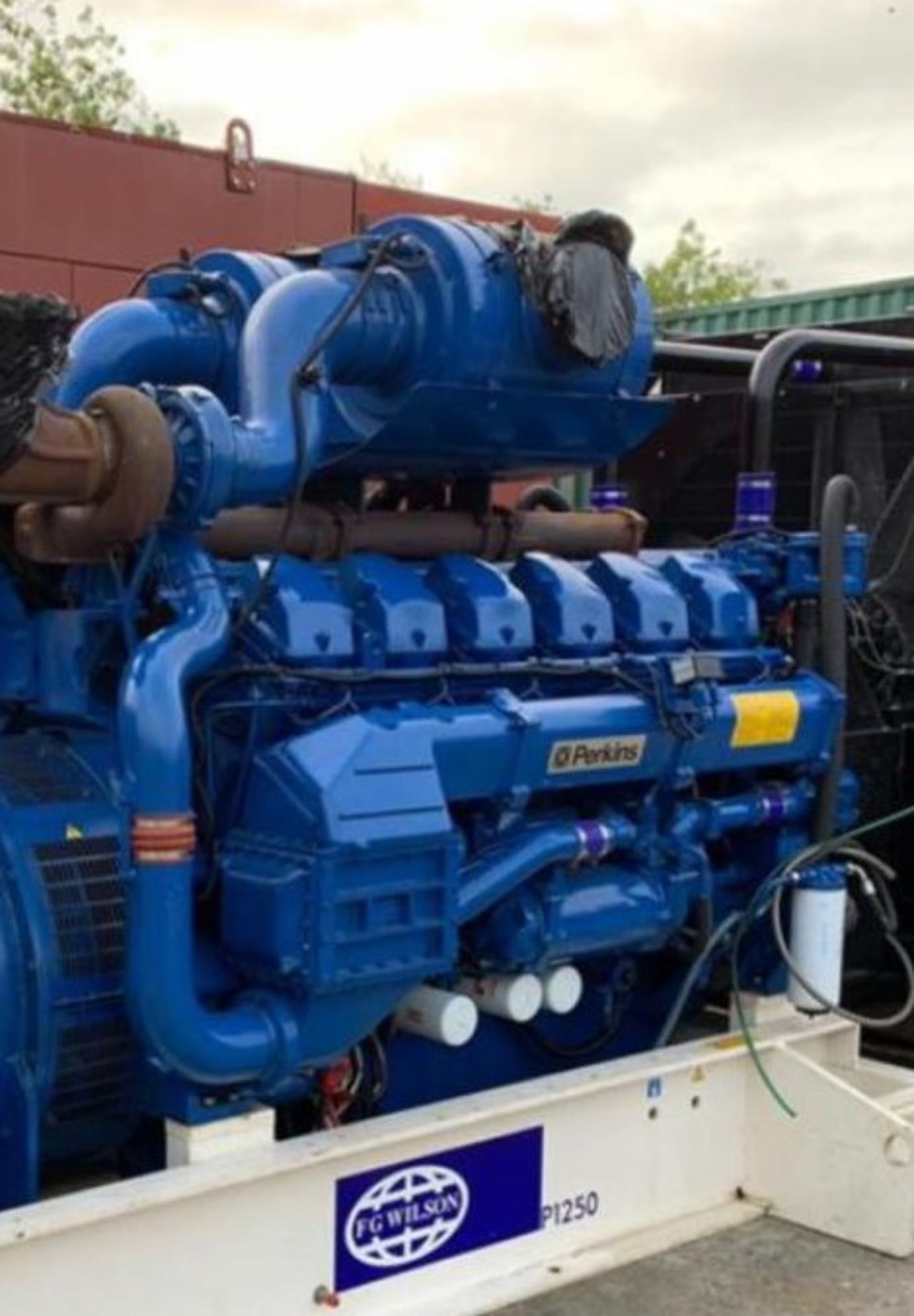 Perkins/ FG Wilson 350KVA Skid Mounted Diesel Generator - Image 8 of 10