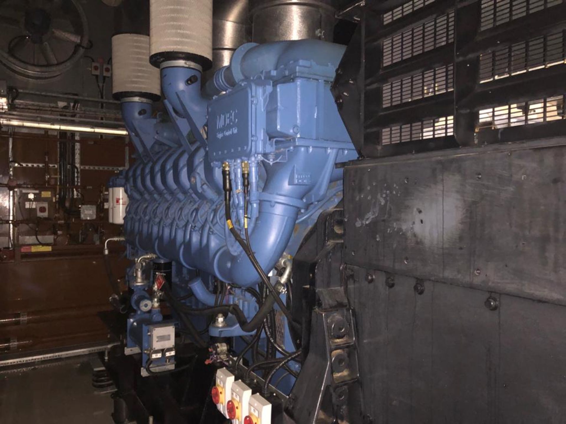 MTU 16V4000 KVA Diesel Generator- Low Hours - Image 5 of 20