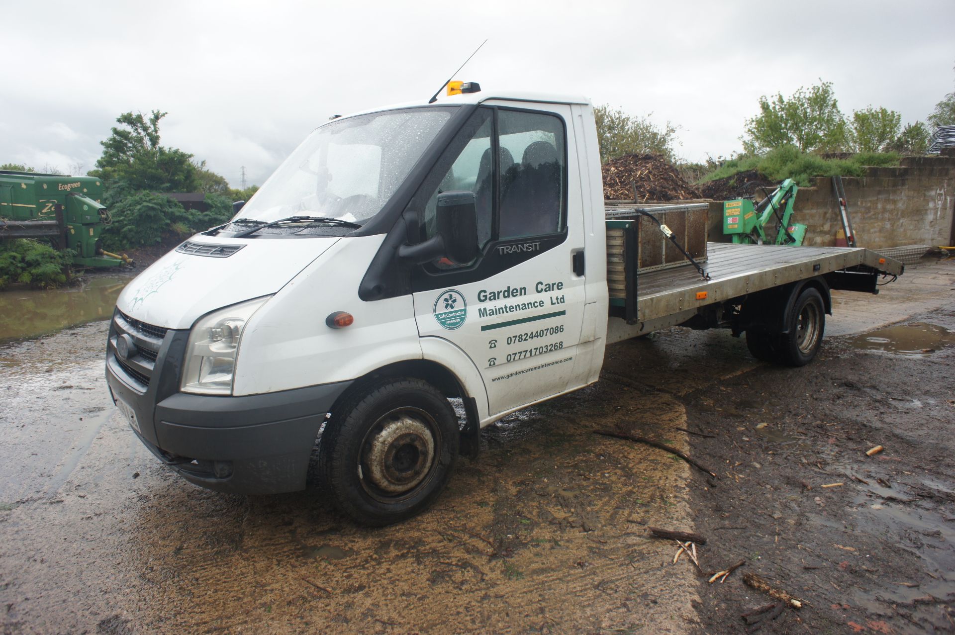 Ford Transit 350EF TDCi, LWB, recovery body (4.3m x 2.2m) with ramps, diesel, 2402cc, white, - Image 9 of 13